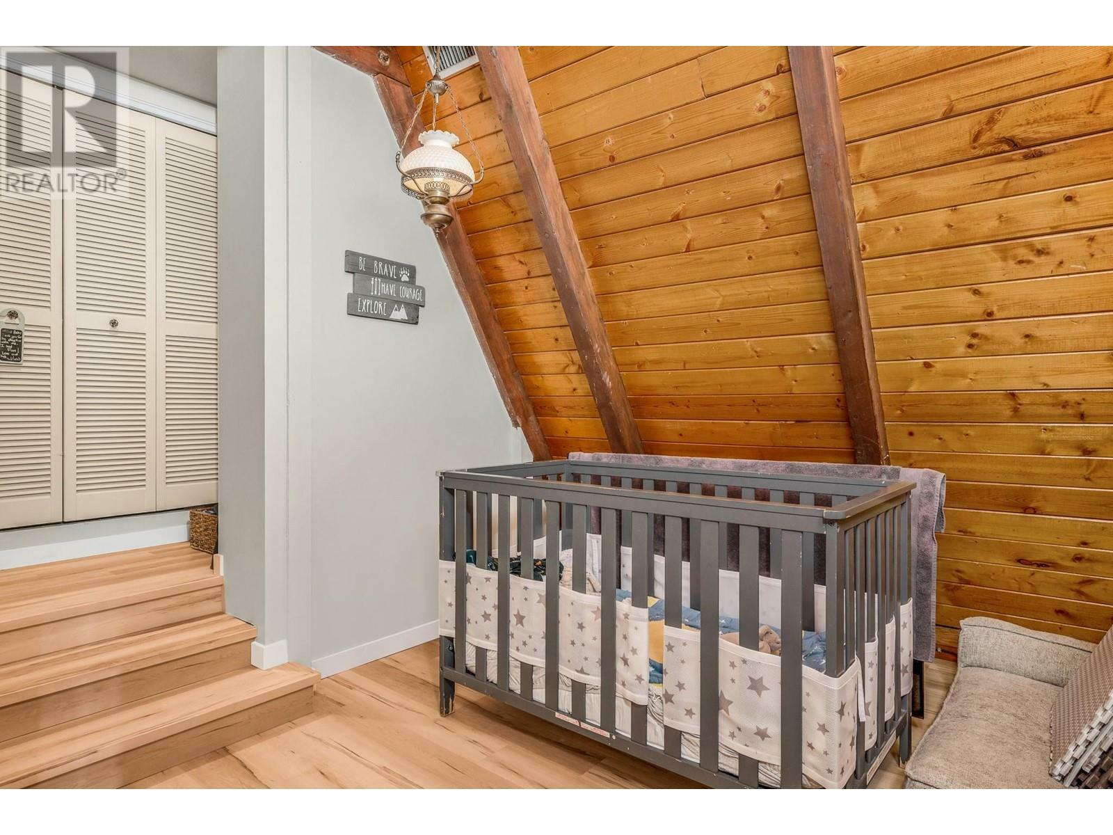 VERNON, British Columbia, V1H 1C8, CA, 5 Bedrooms Bedrooms, ,3 BathroomsBathrooms,Residential,For Sale,1838241