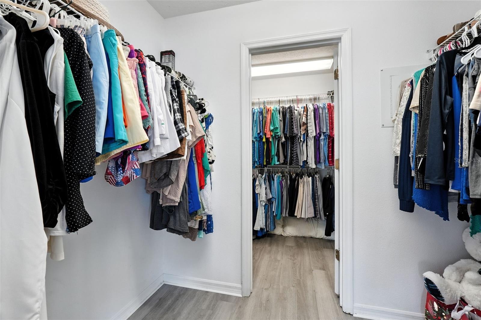 KISSIMMEE, Florida, 34744, United States, 5 Bedrooms Bedrooms, ,5 BathroomsBathrooms,Residential,For Sale,1980331