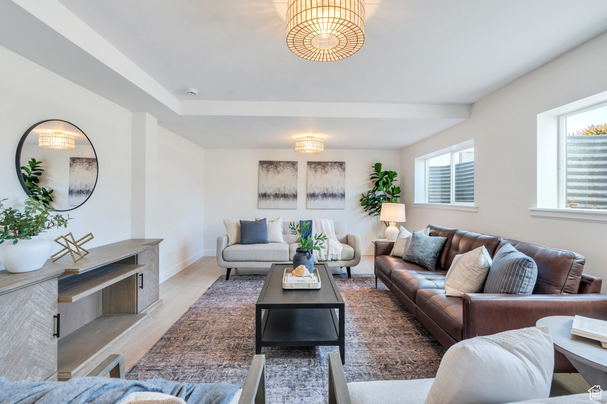 Orem, Utah, 84058, United States, 6 Bedrooms Bedrooms, ,6 BathroomsBathrooms,Residential,For Sale,1829132