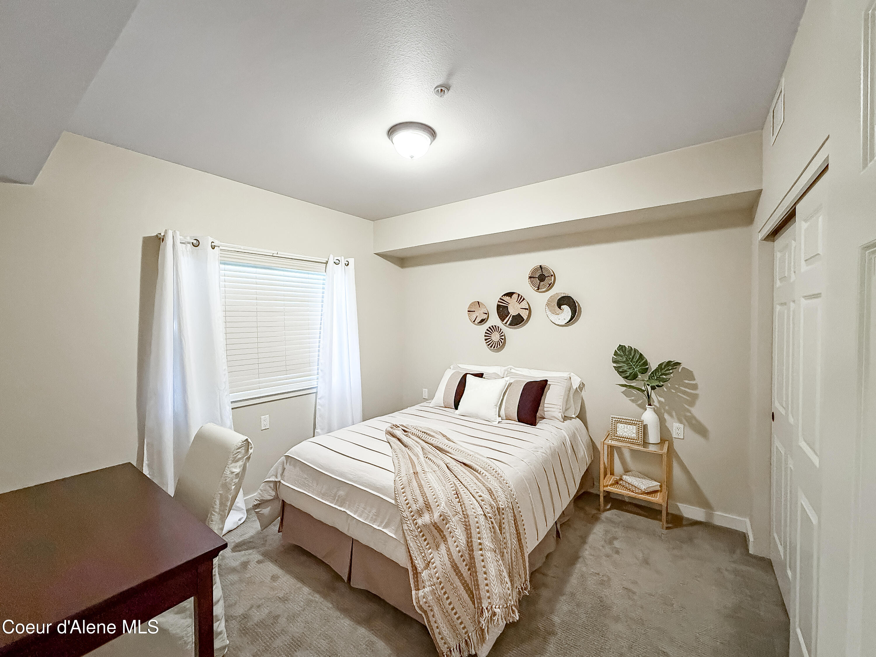 Post Falls, Idaho, 83854, United States, 3 Bedrooms Bedrooms, ,Residential,For Sale,1942155