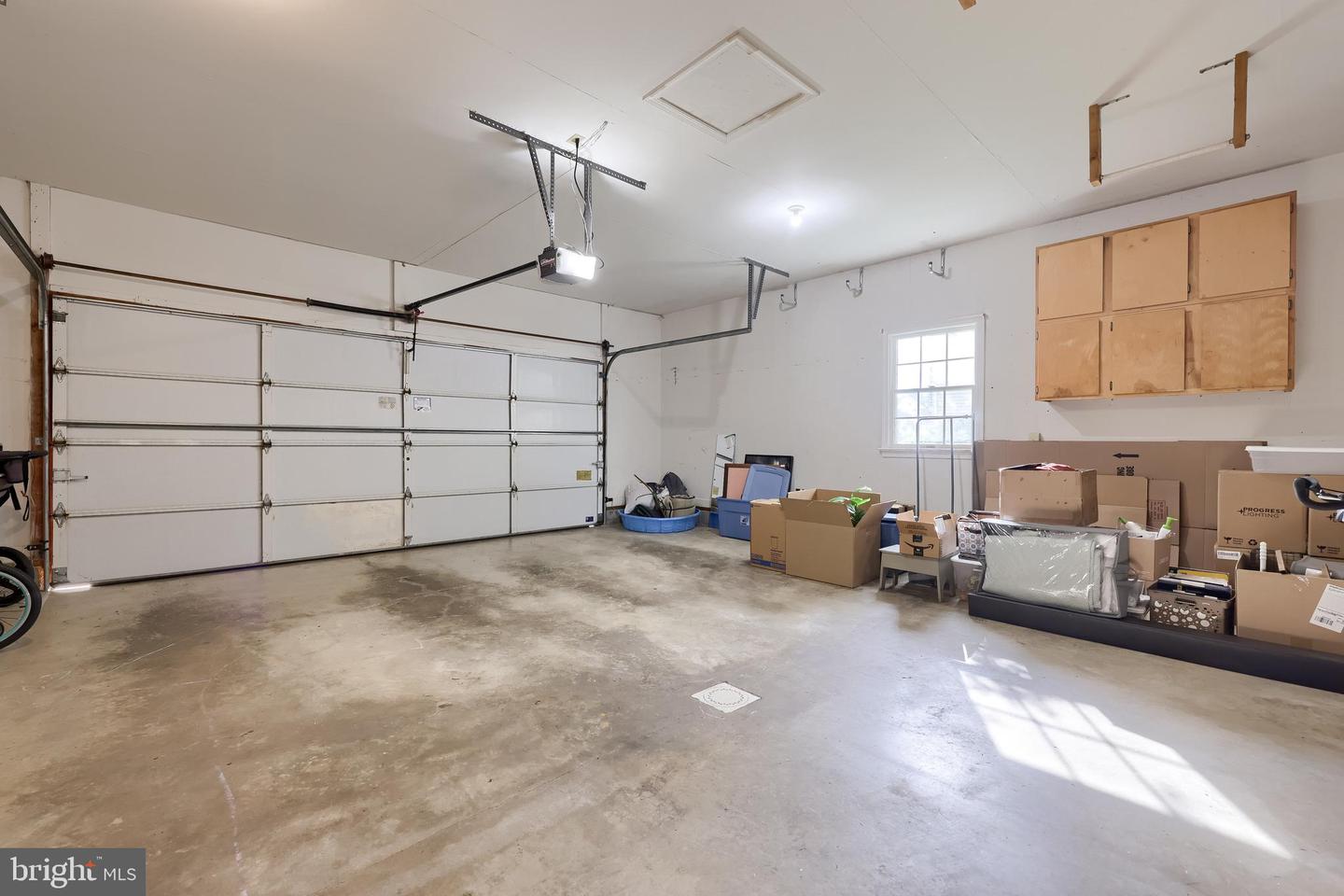 Lancaster, Pennsylvania, 17603, United States, 3 Bedrooms Bedrooms, ,3 BathroomsBathrooms,Residential,For Sale,1964719