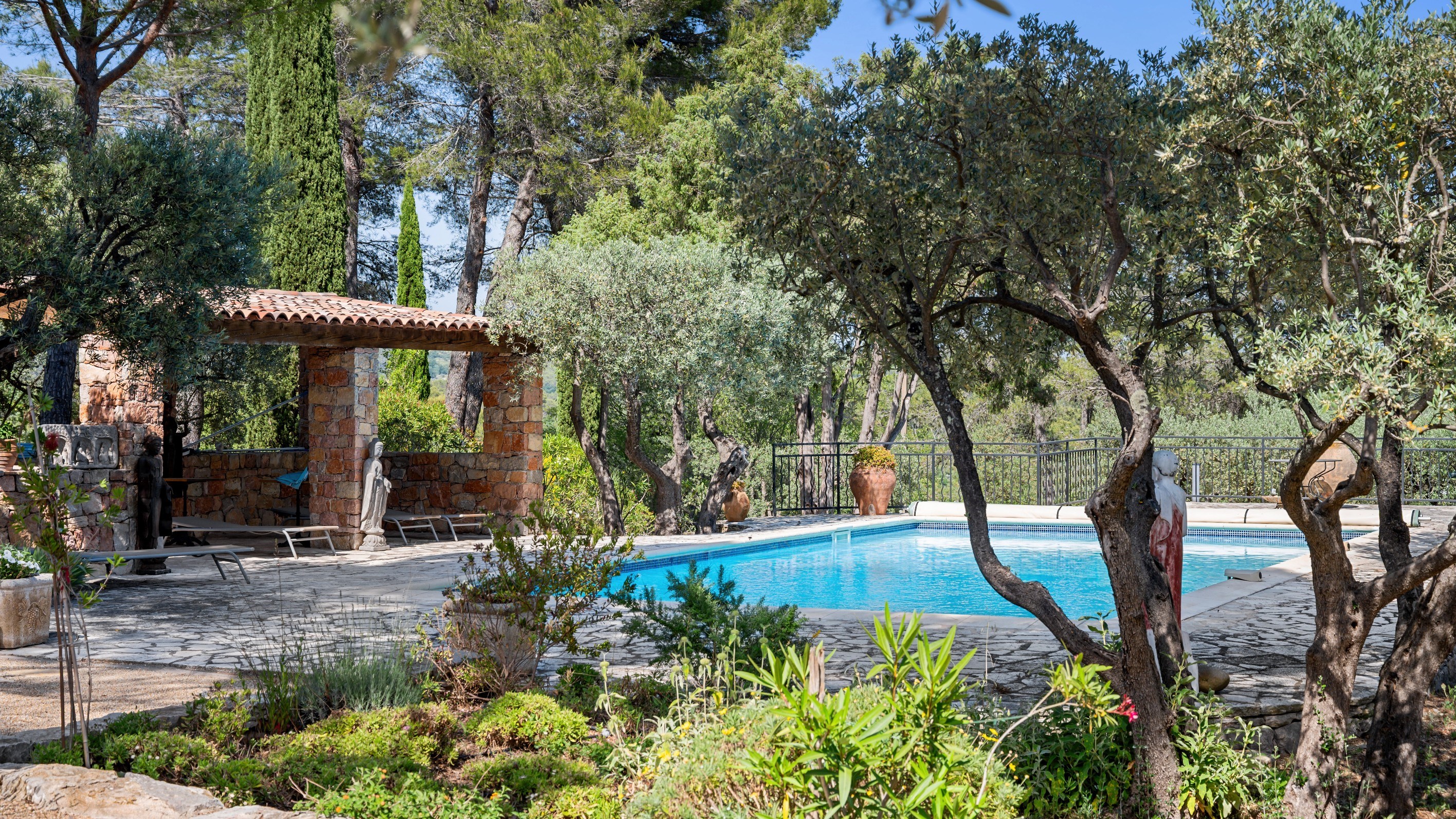  Elegant Provencal Bastide in a Rare Preserved Setting - 物件實景