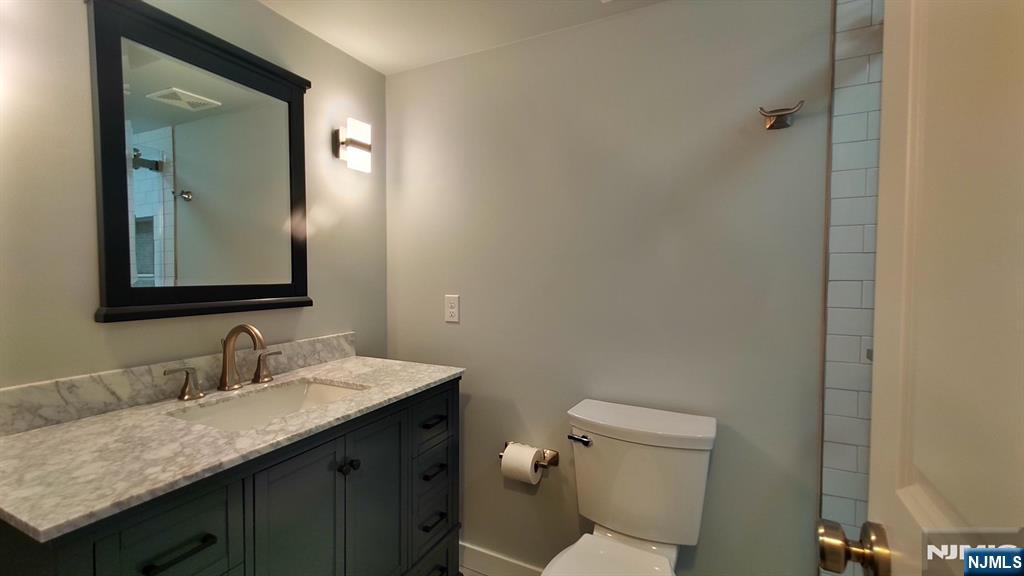 Mahwah, New Jersey, 07430, United States, 2 Bedrooms Bedrooms, ,2 BathroomsBathrooms,Residential,For Sale,1906473