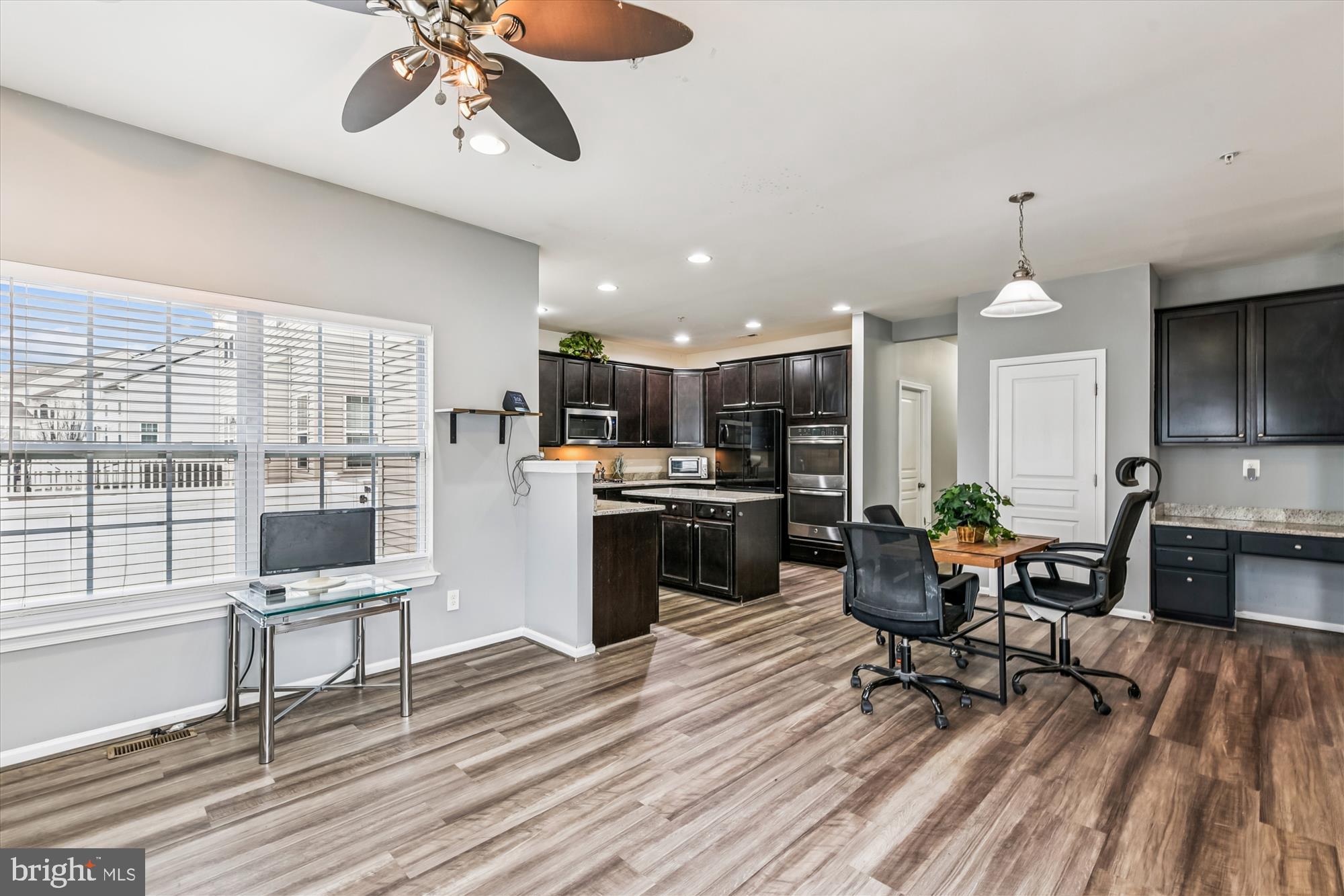 Aberdeen, Maryland, 21001, United States, 6 Bedrooms Bedrooms, ,5 BathroomsBathrooms,Residential,For Sale,1996659