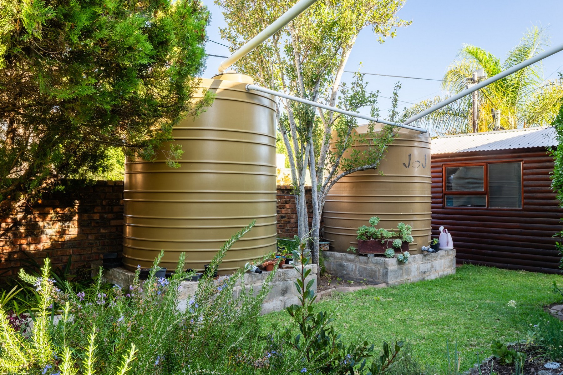  Stunning low-maintenance family home - 物件實景