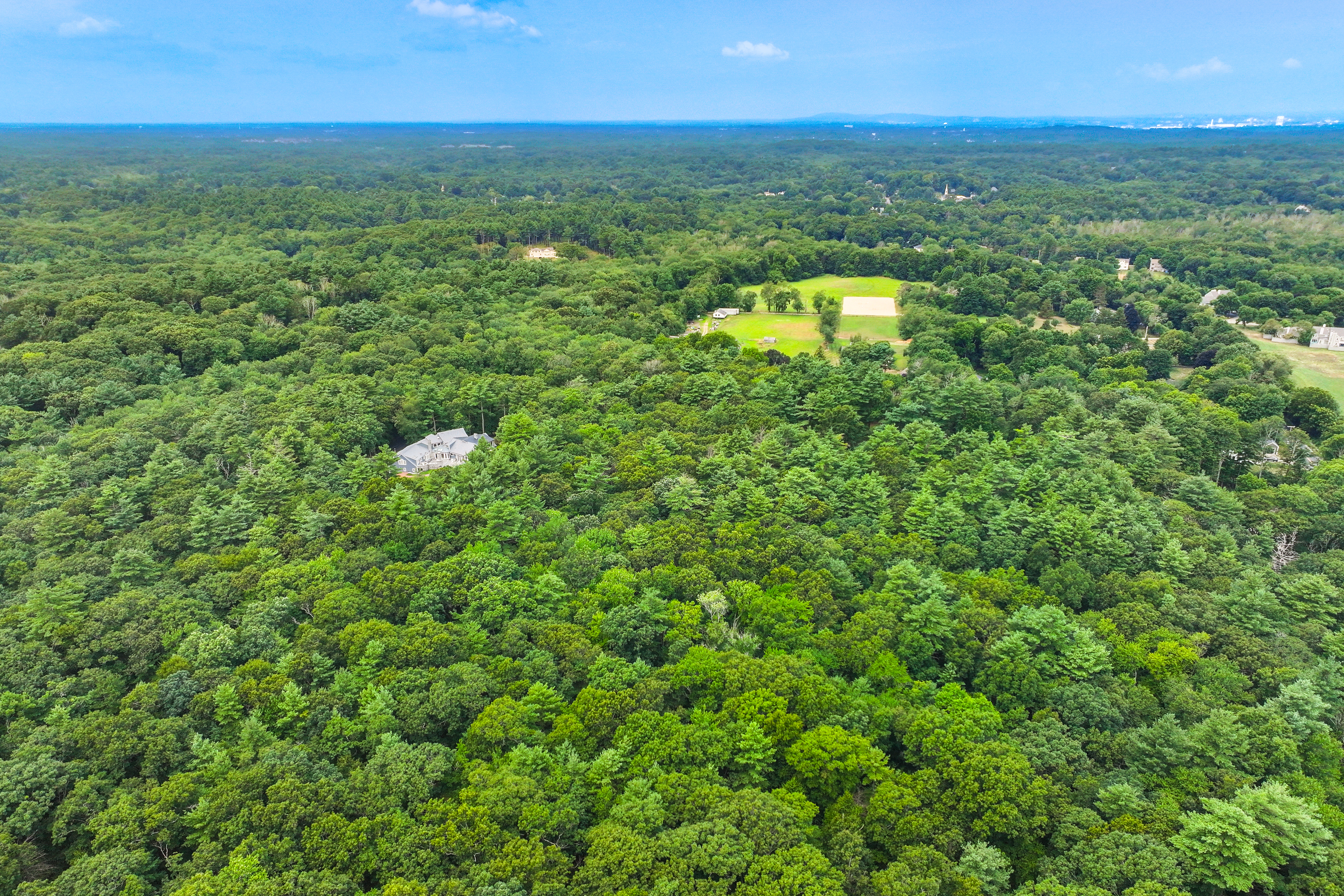  32-70 Lazell Street, Hingham, MA, 02043 - 物件實景