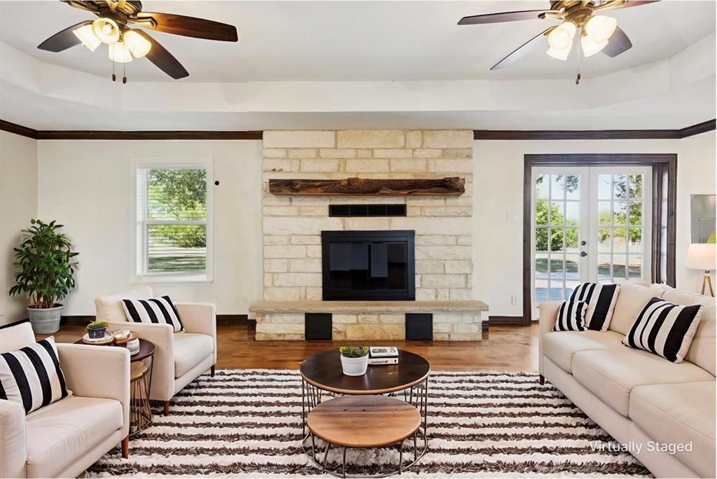 St. Paul, Texas, 75098, United States, 5 Bedrooms Bedrooms, ,3 BathroomsBathrooms,Residential,For Sale,1989242