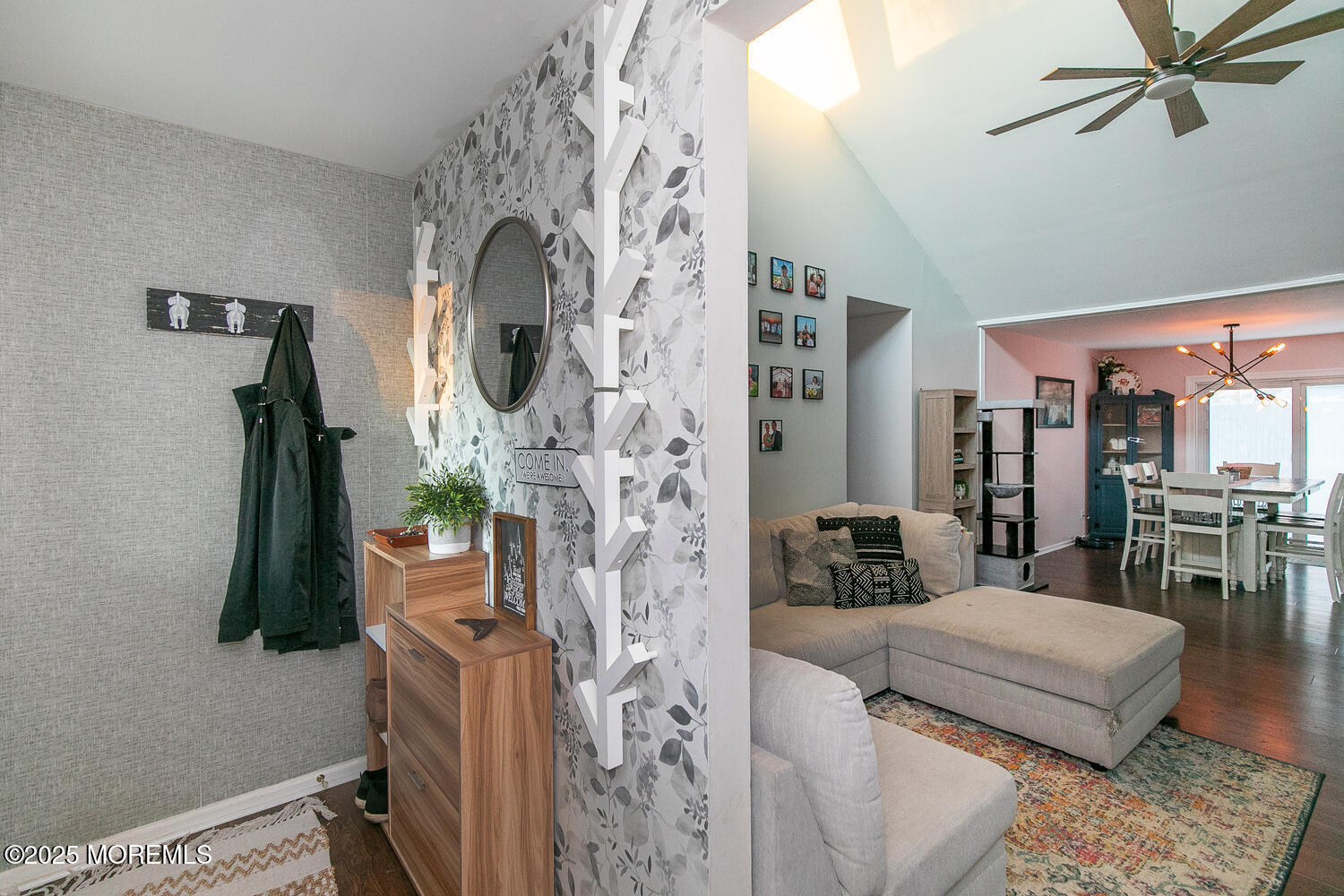 Howell, New Jersey, 07731, United States, 3 Bedrooms Bedrooms, ,2 BathroomsBathrooms,Residential,For Sale,1999516