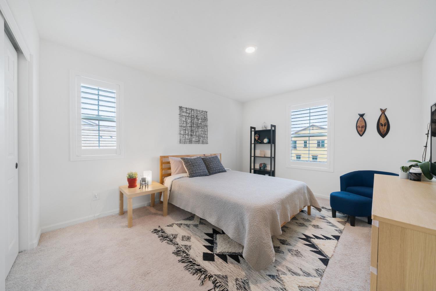 Folsom, California, 95630, United States, 5 Bedrooms Bedrooms, ,3 BathroomsBathrooms,Residential,For Sale,1997152