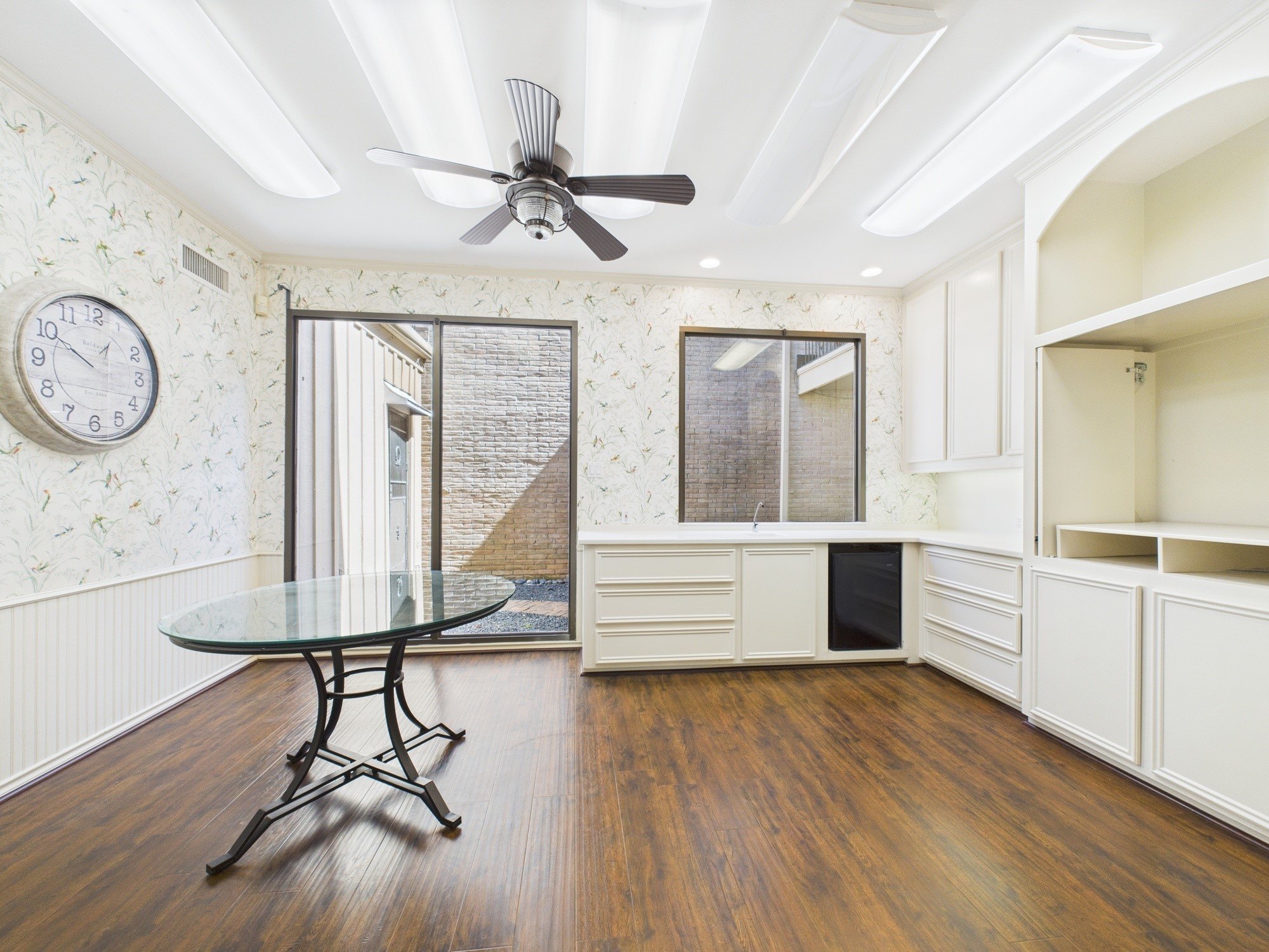 Houston, Texas, 77063, United States, 3 Bedrooms Bedrooms, ,3 BathroomsBathrooms,Residential,For Sale,1979528