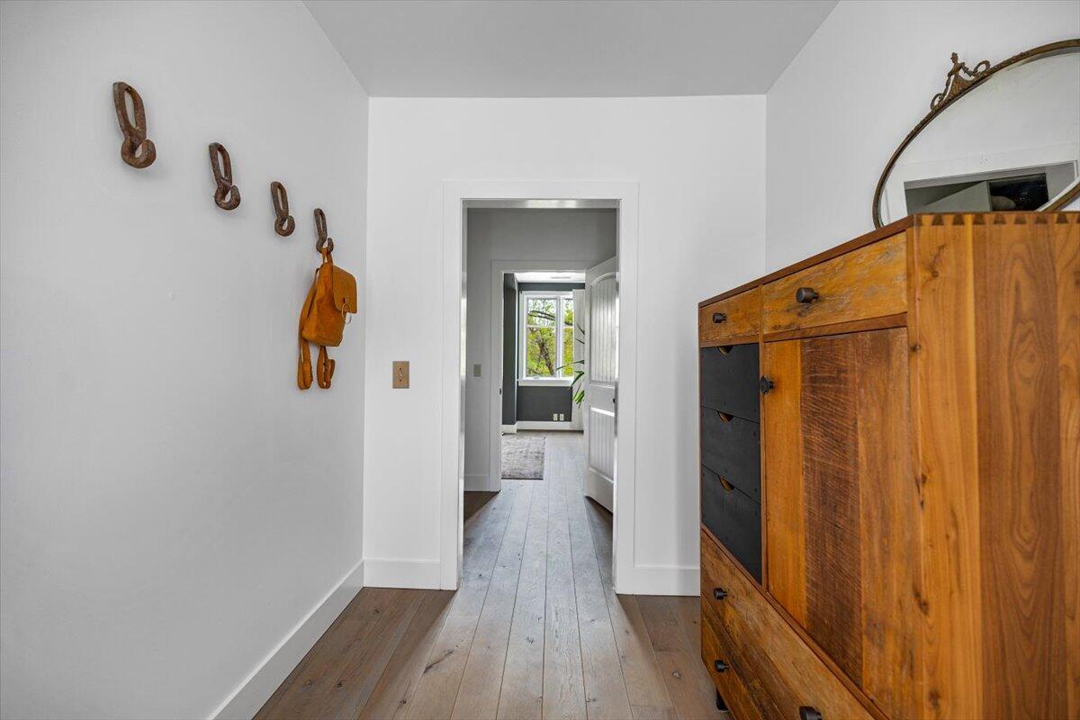 Michiana Shores, Indiana, 46360, United States, 5 Bedrooms Bedrooms, ,4 BathroomsBathrooms,Residential,For Sale,1949684