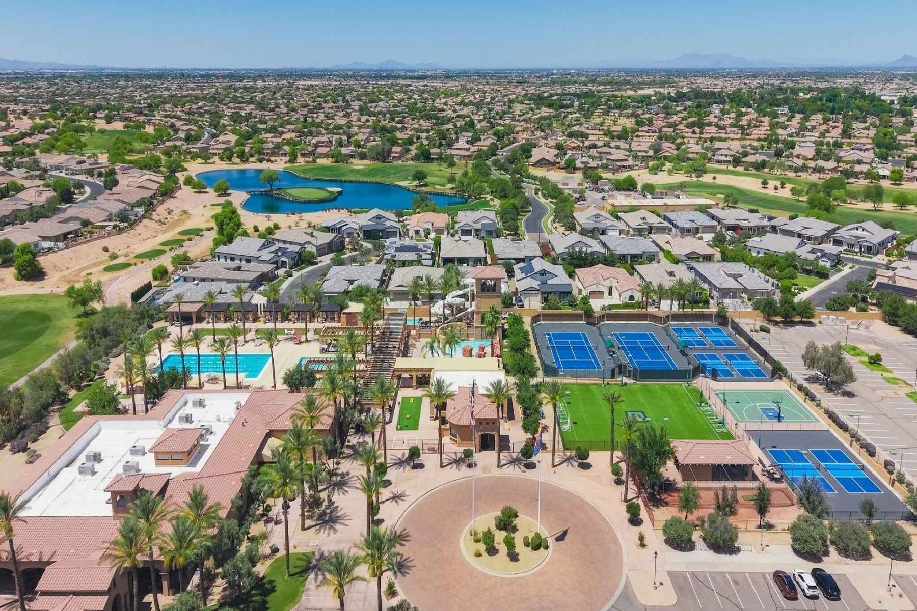  4262 E Meadowview Drive  Gilbert, AZ - 物件實景