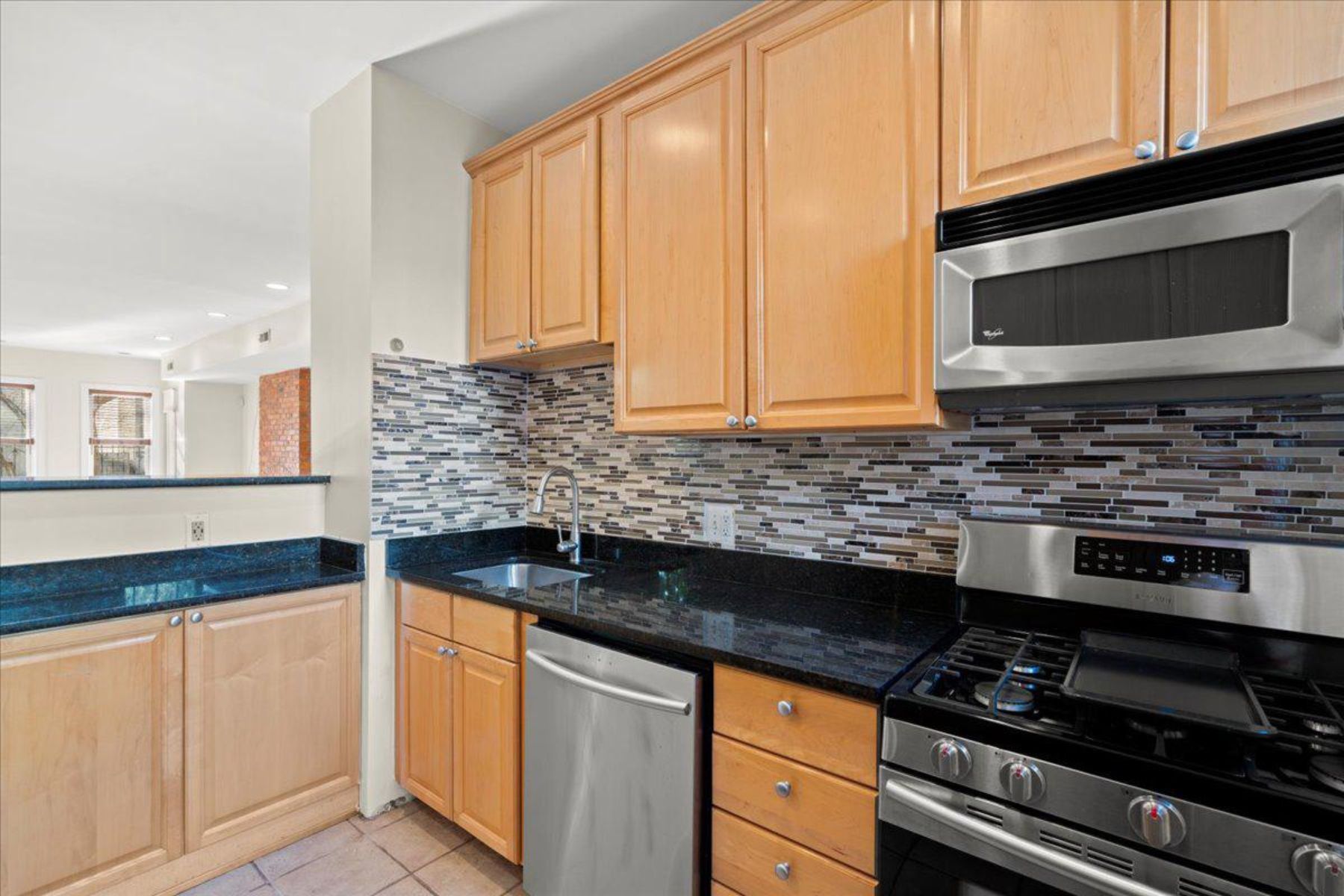  1254 Florida Avenue NE, Washington, DC, 20002 - 物件實景