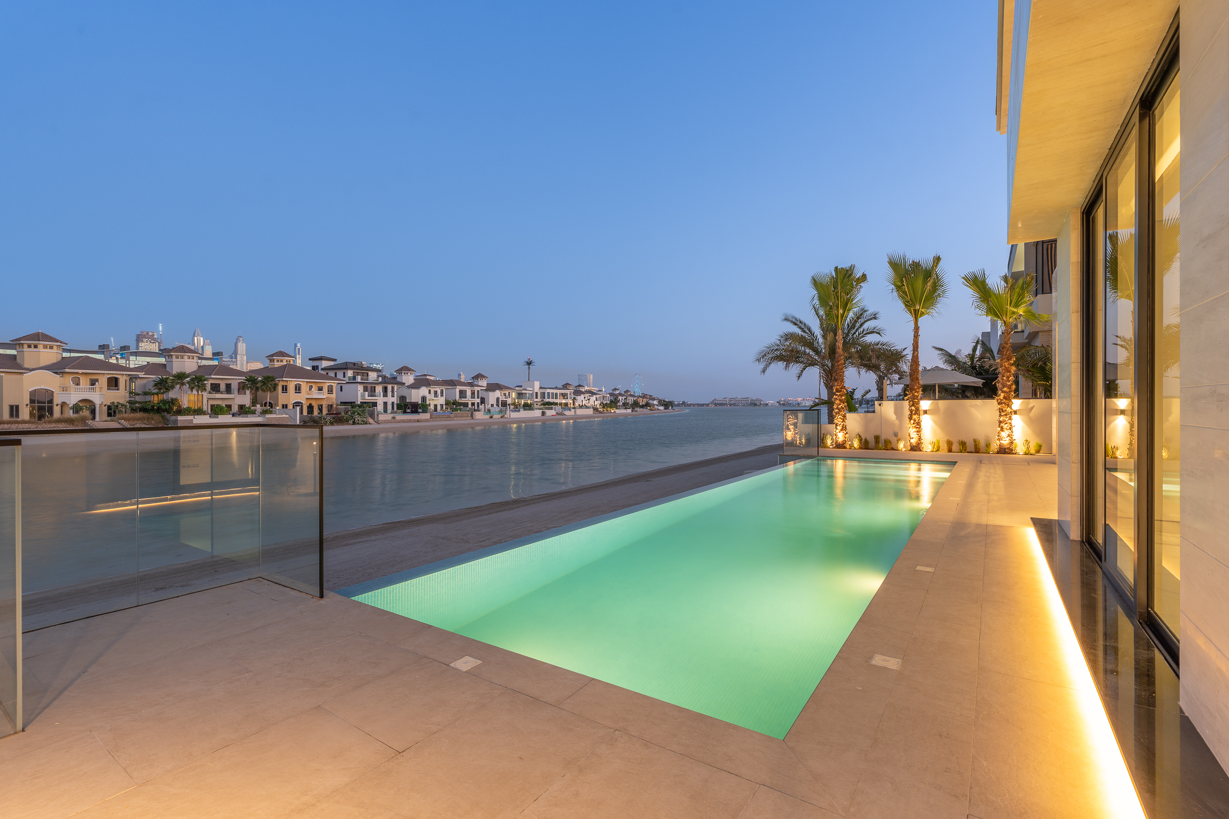  Brand New Modern Villa with Roof Top Terrace at Palm Jumeirah - 物件實景