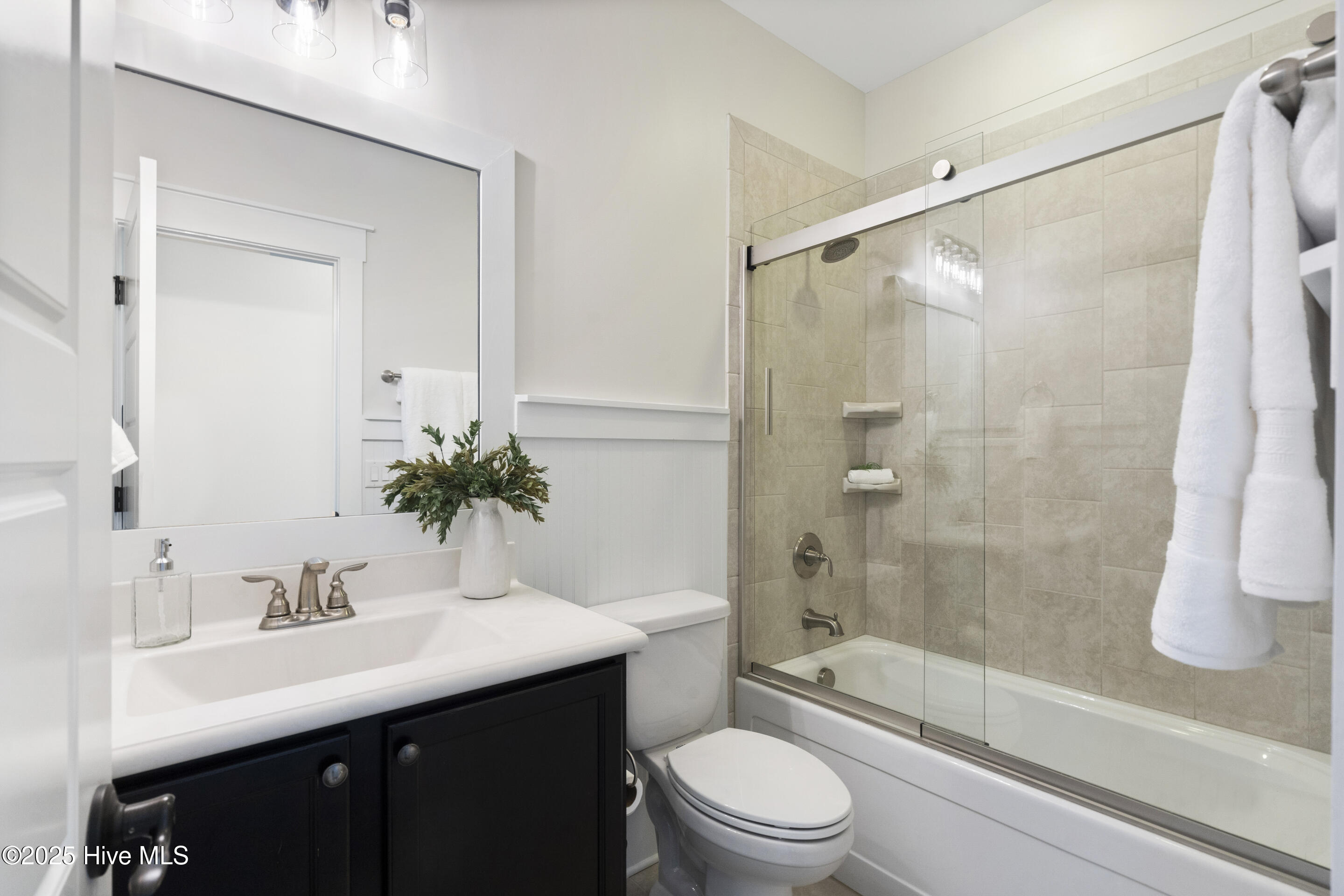 Leland, North Carolina, 28451, United States, 4 Bedrooms Bedrooms, ,3 BathroomsBathrooms,Residential,For Sale,1754837