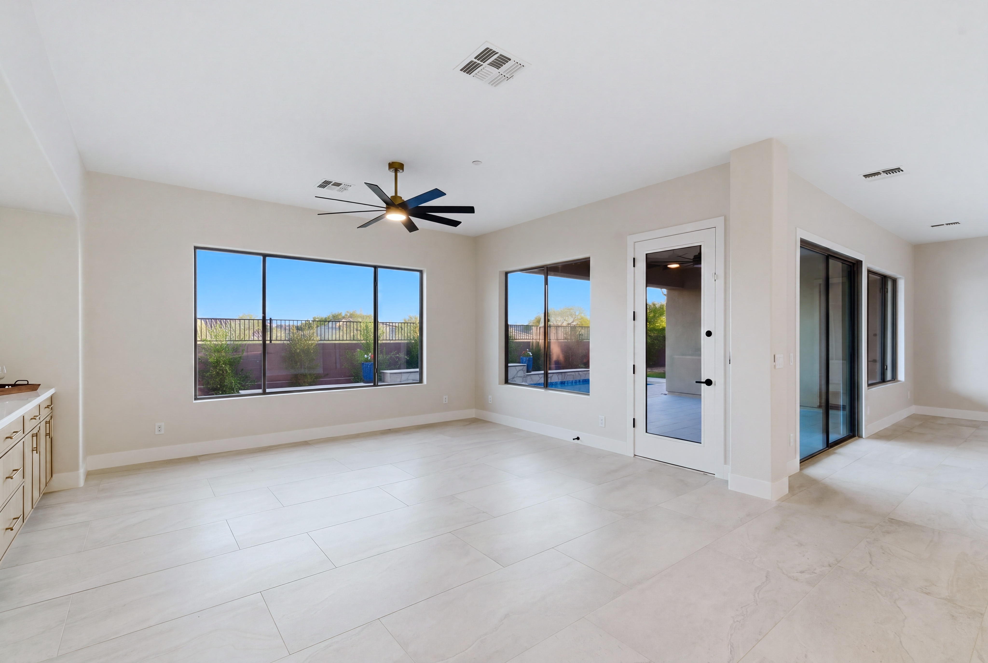  1435 W Whitman Court  Anthem, AZ - 物件實景