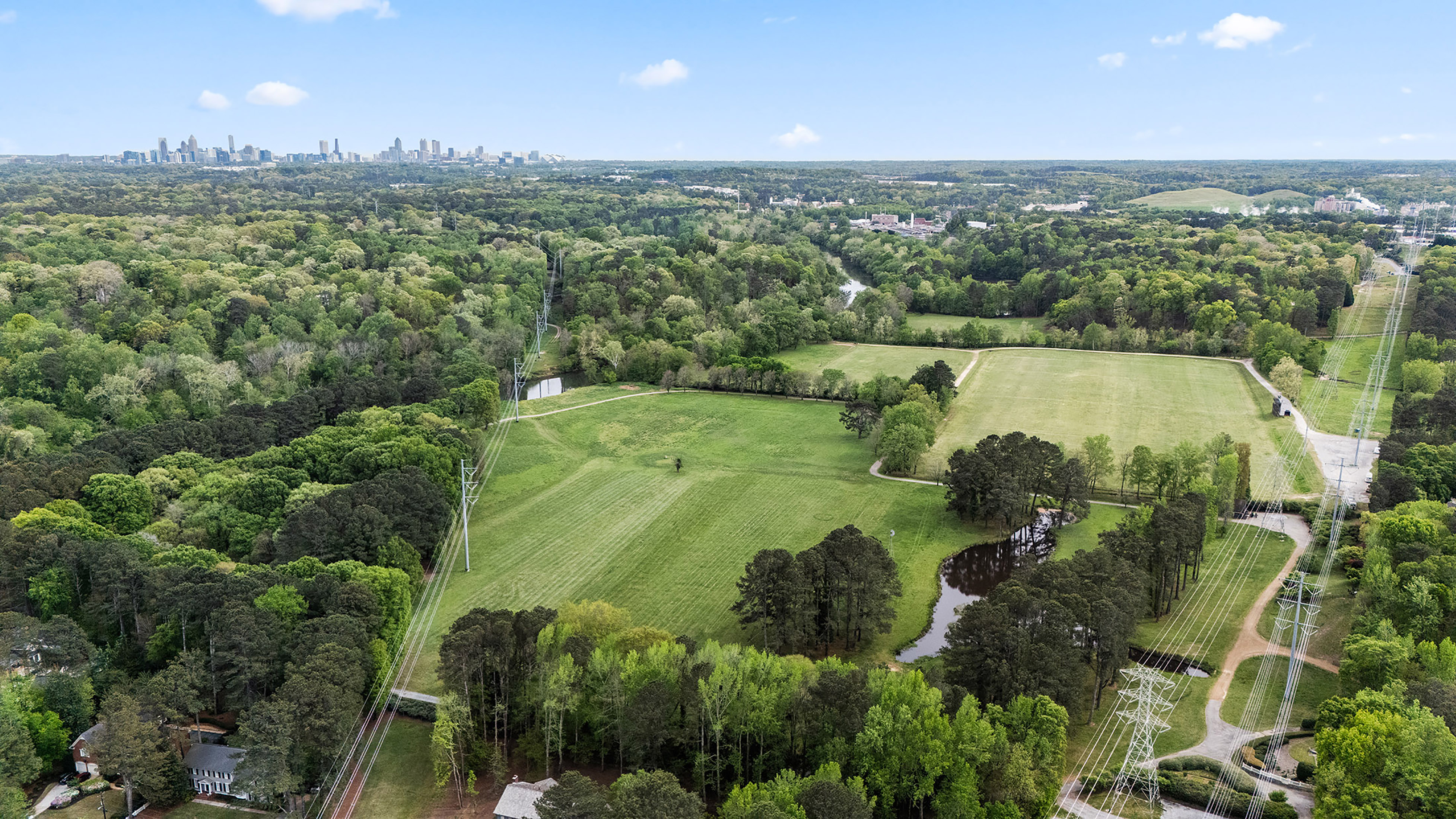  Magnificent Gated Vinings Estate Blends Elegance, Comfort and Lifestyle - 物件實景