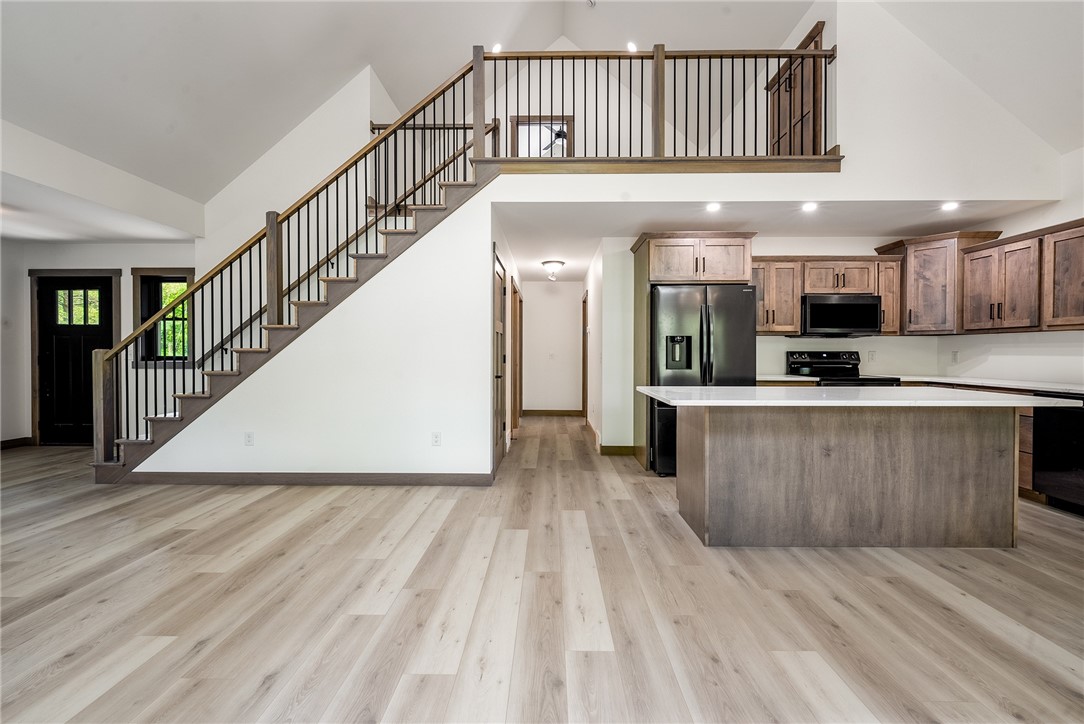Bloomer, Wisconsin, 54724, United States, 3 Bedrooms Bedrooms, ,3 BathroomsBathrooms,Residential,For Sale,1751158