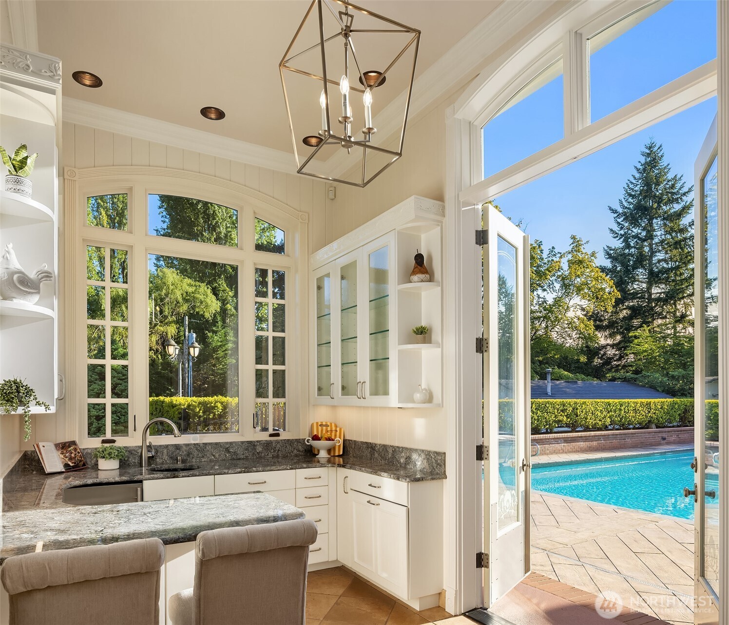 Bellevue, Washington, 98004, United States, 5 Bedrooms Bedrooms, ,4 BathroomsBathrooms,Residential,For Sale,1917524