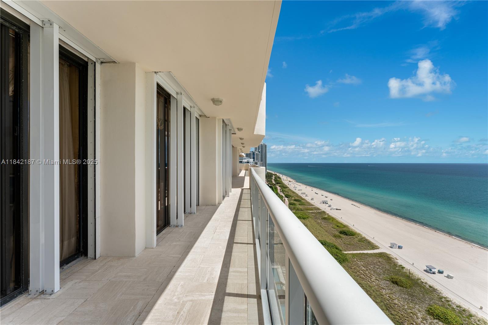 Miami Beach, Florida, 33140, United States, 4 Bedrooms Bedrooms, ,7 BathroomsBathrooms,Residential,For Sale,1895466