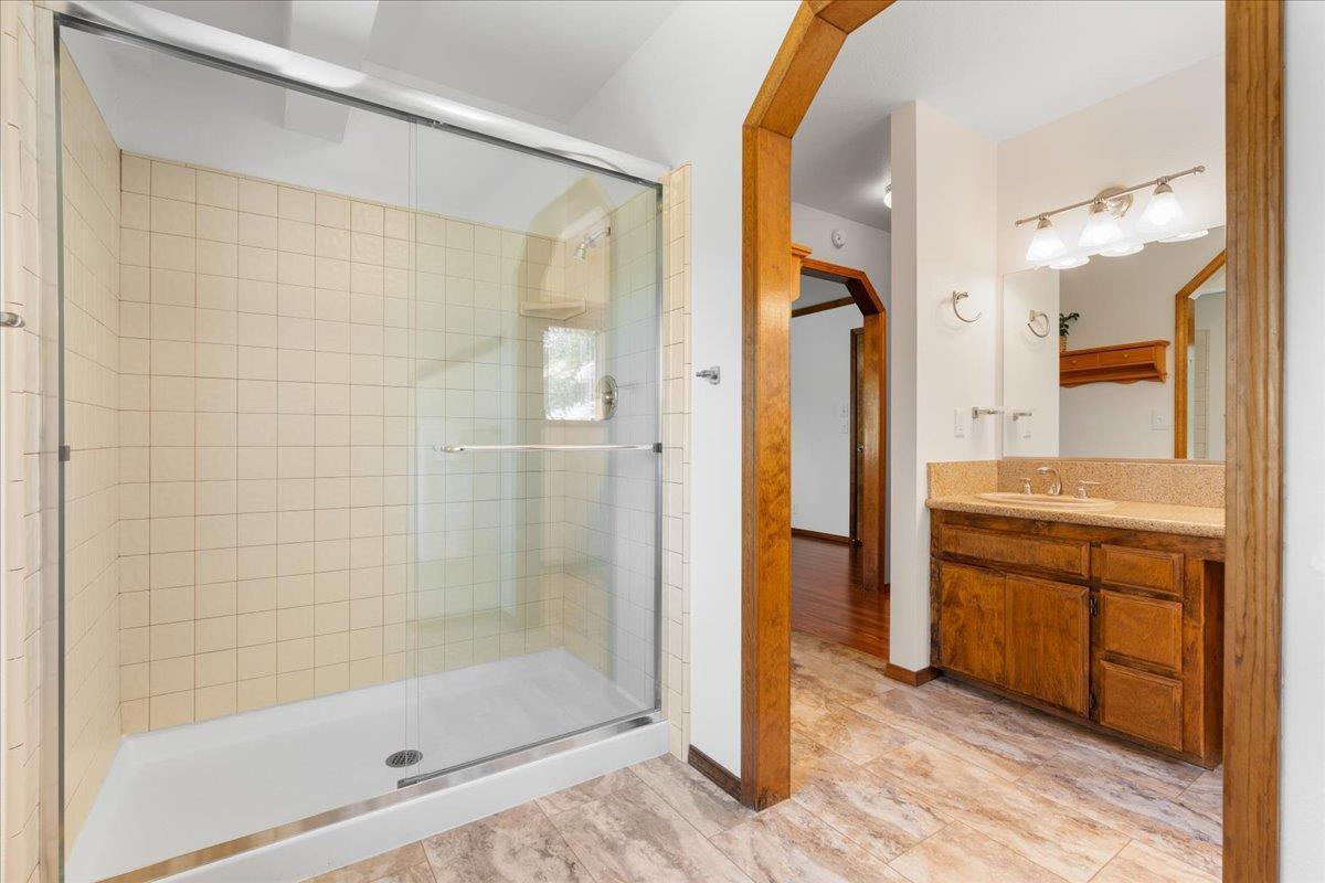 Penn Valley, California, 95946, United States, 3 Bedrooms Bedrooms, ,3 BathroomsBathrooms,Residential,For Sale,1910583