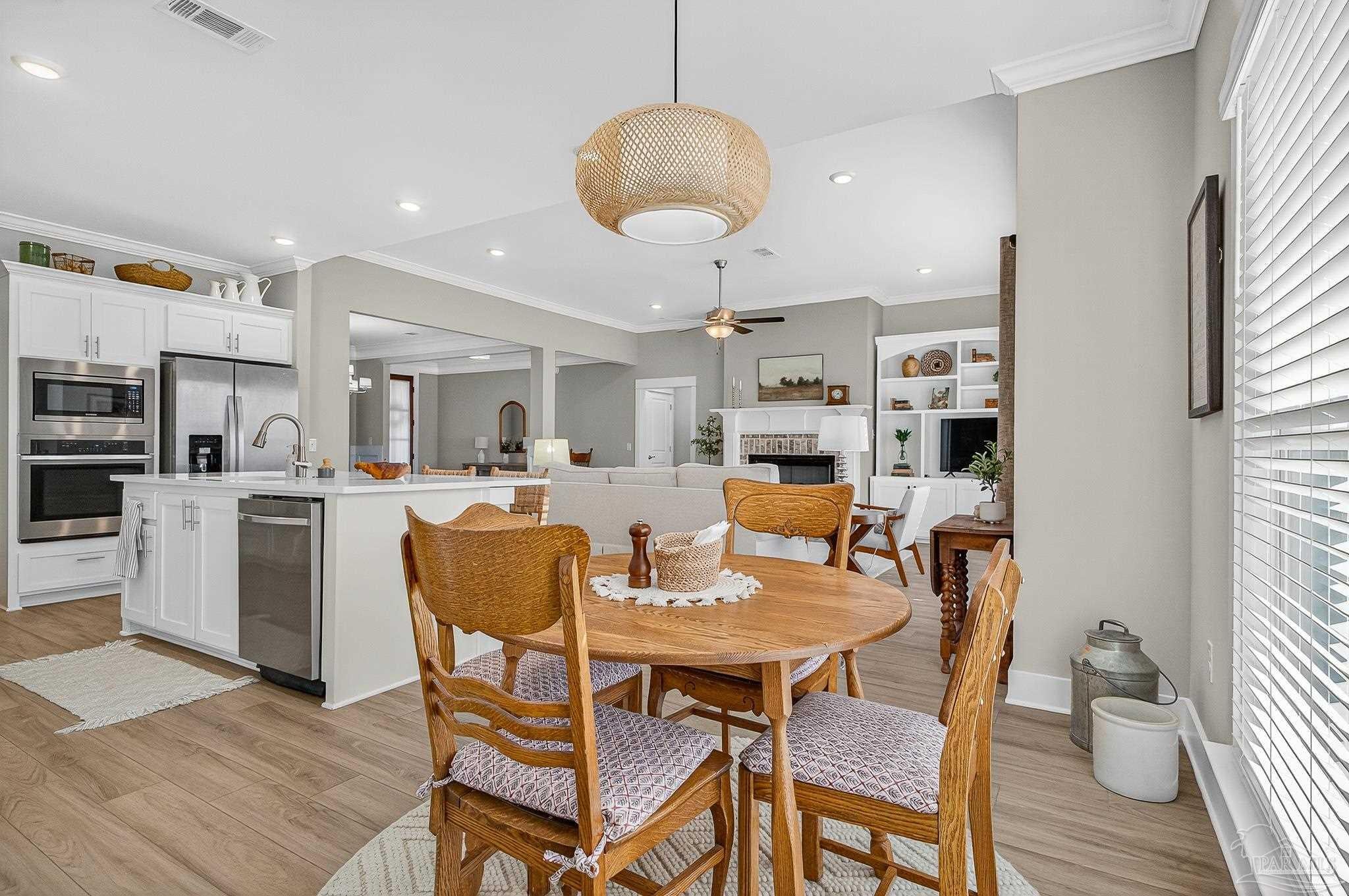 Cantonment, Florida, 32533, United States, 4 Bedrooms Bedrooms, ,3 BathroomsBathrooms,Residential,For Sale,1992580