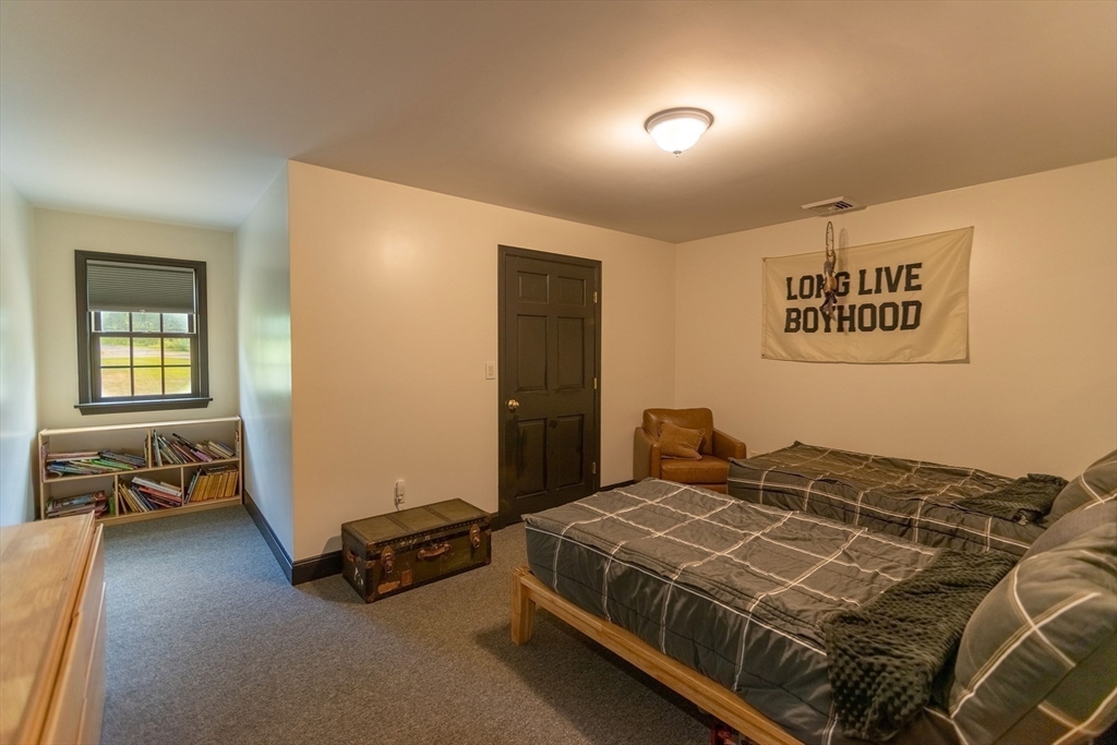 Hardwick, Massachusetts, 01037, United States, 5 Bedrooms Bedrooms, ,5 BathroomsBathrooms,Residential,For Sale,1904254