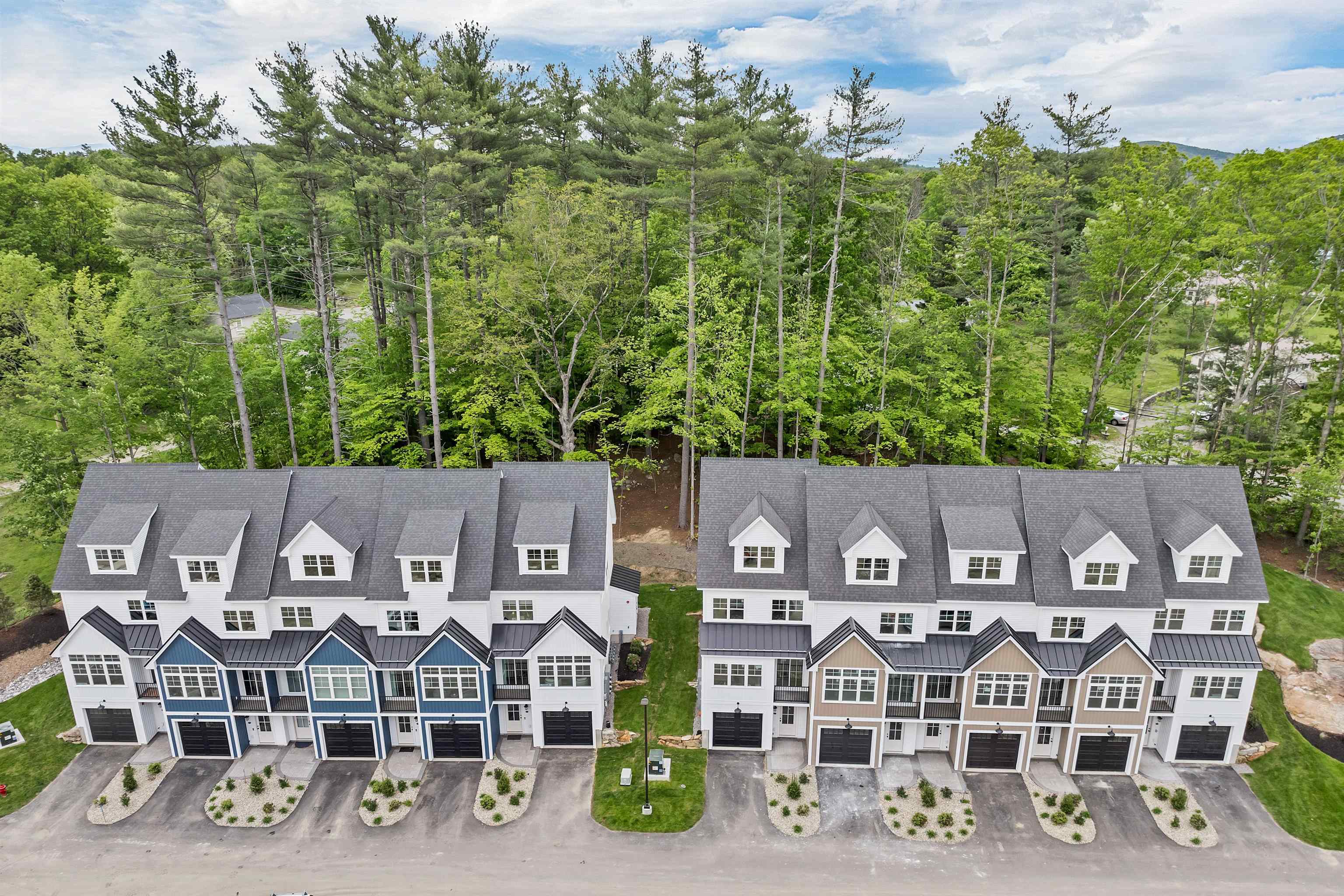 Laconia, New Hampshire, 03246, United States, 3 Bedrooms Bedrooms, ,2 BathroomsBathrooms,Residential,For Sale,1838158