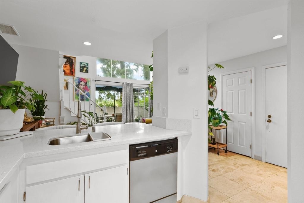 Chula Vista, California, 91913, United States, 1 Bedroom Bedrooms, ,2 BathroomsBathrooms,Residential,For Sale,1804359