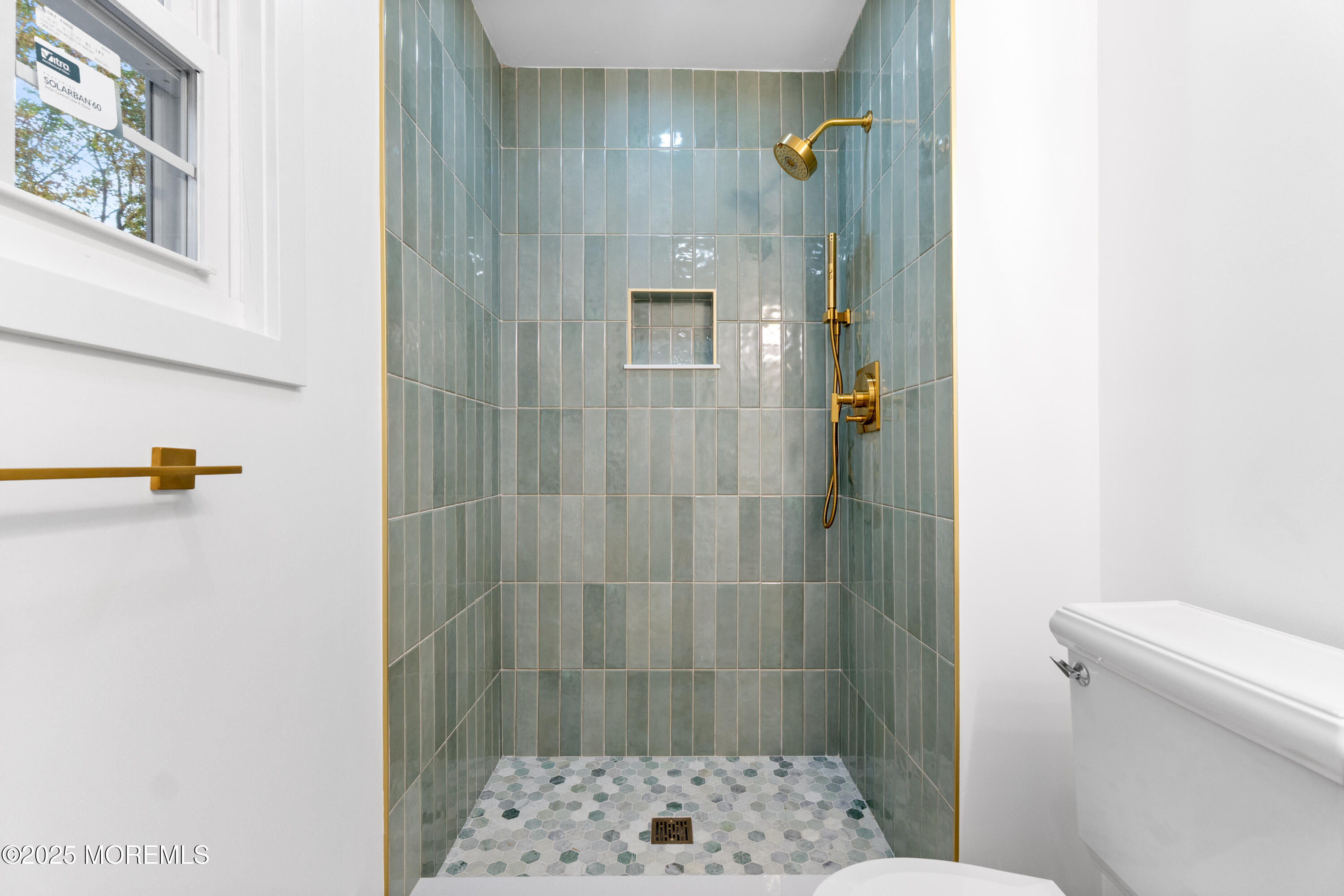 Middletown, New Jersey, 07748, United States, 3 Bedrooms Bedrooms, ,3 BathroomsBathrooms,Residential,For Sale,1987371