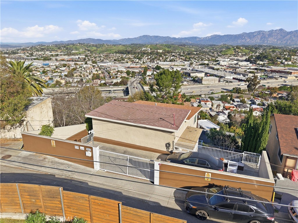 Los Angeles, California, 90063, United States, 5 Bedrooms Bedrooms, ,Residential,For Sale,2014763