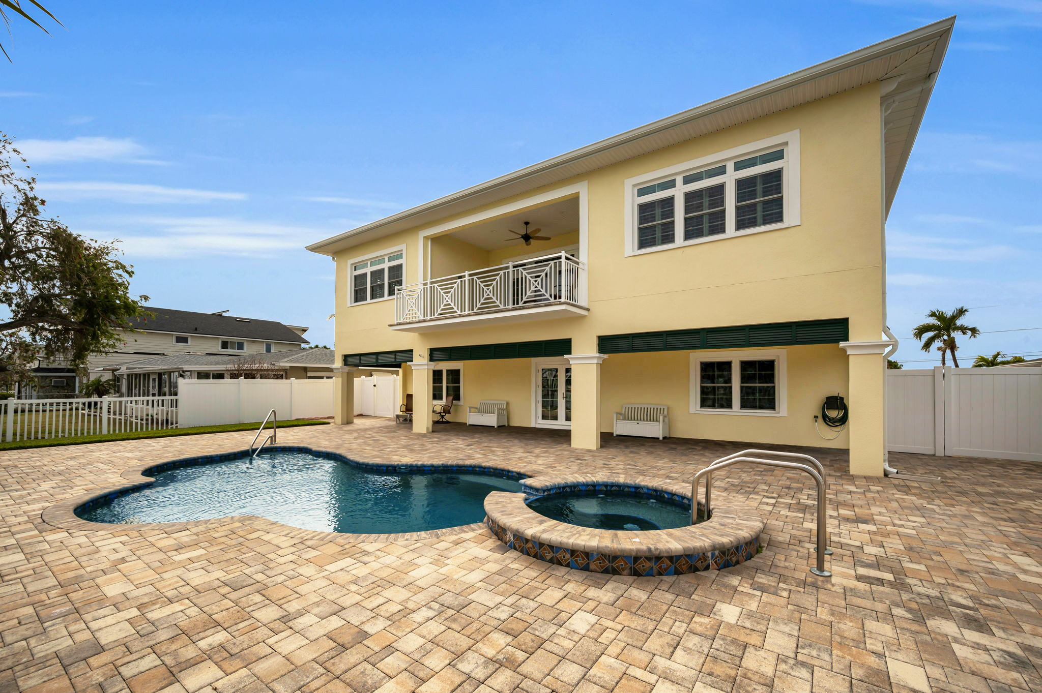 Treasure Island, Florida, 33706, United States, 3 Bedrooms Bedrooms, ,3 BathroomsBathrooms,Residential,For Sale,1974572