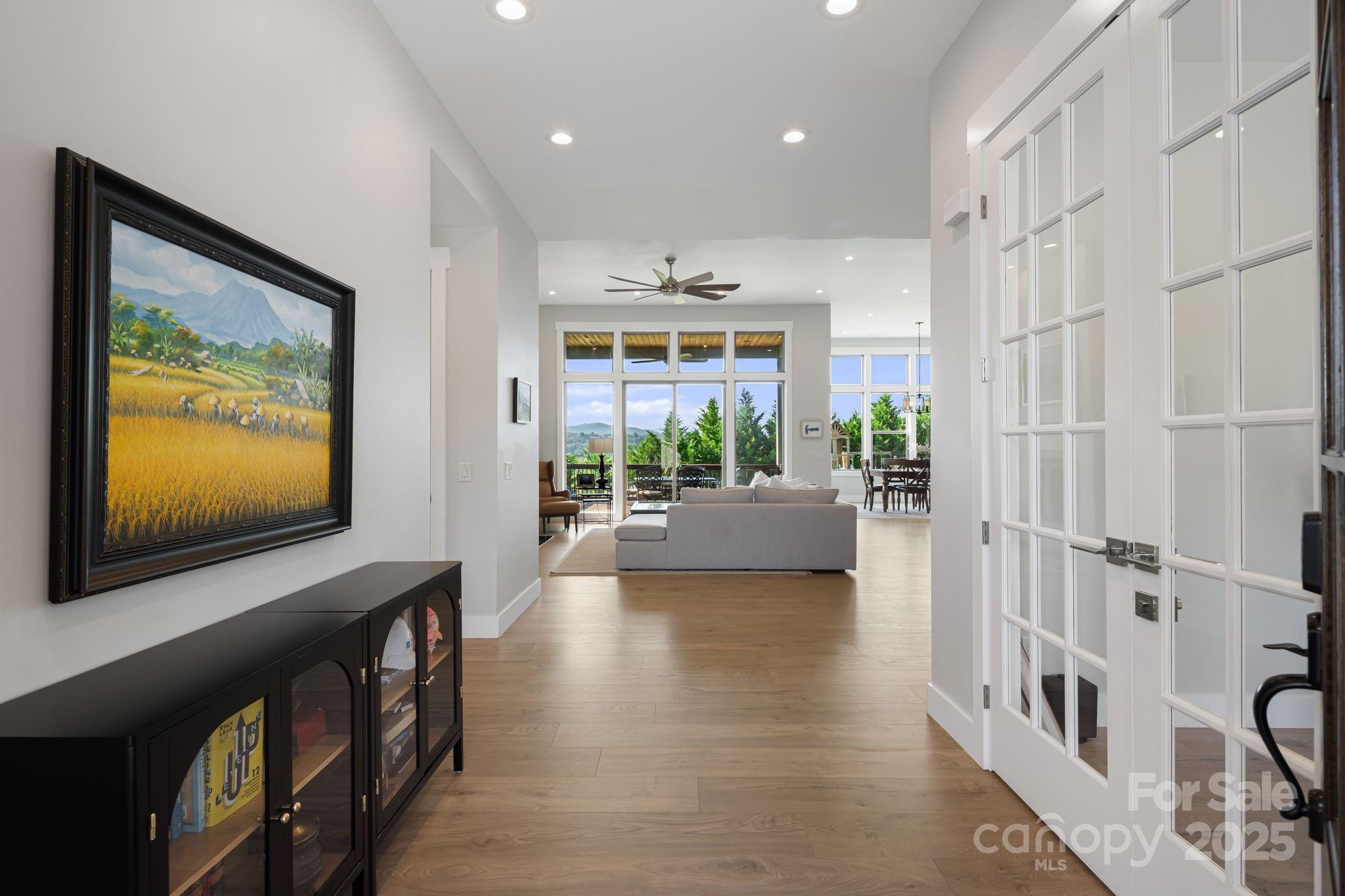 Mills River, North Carolina, 28759, United States, 3 Bedrooms Bedrooms, ,3 BathroomsBathrooms,Residential,For Sale,1992072