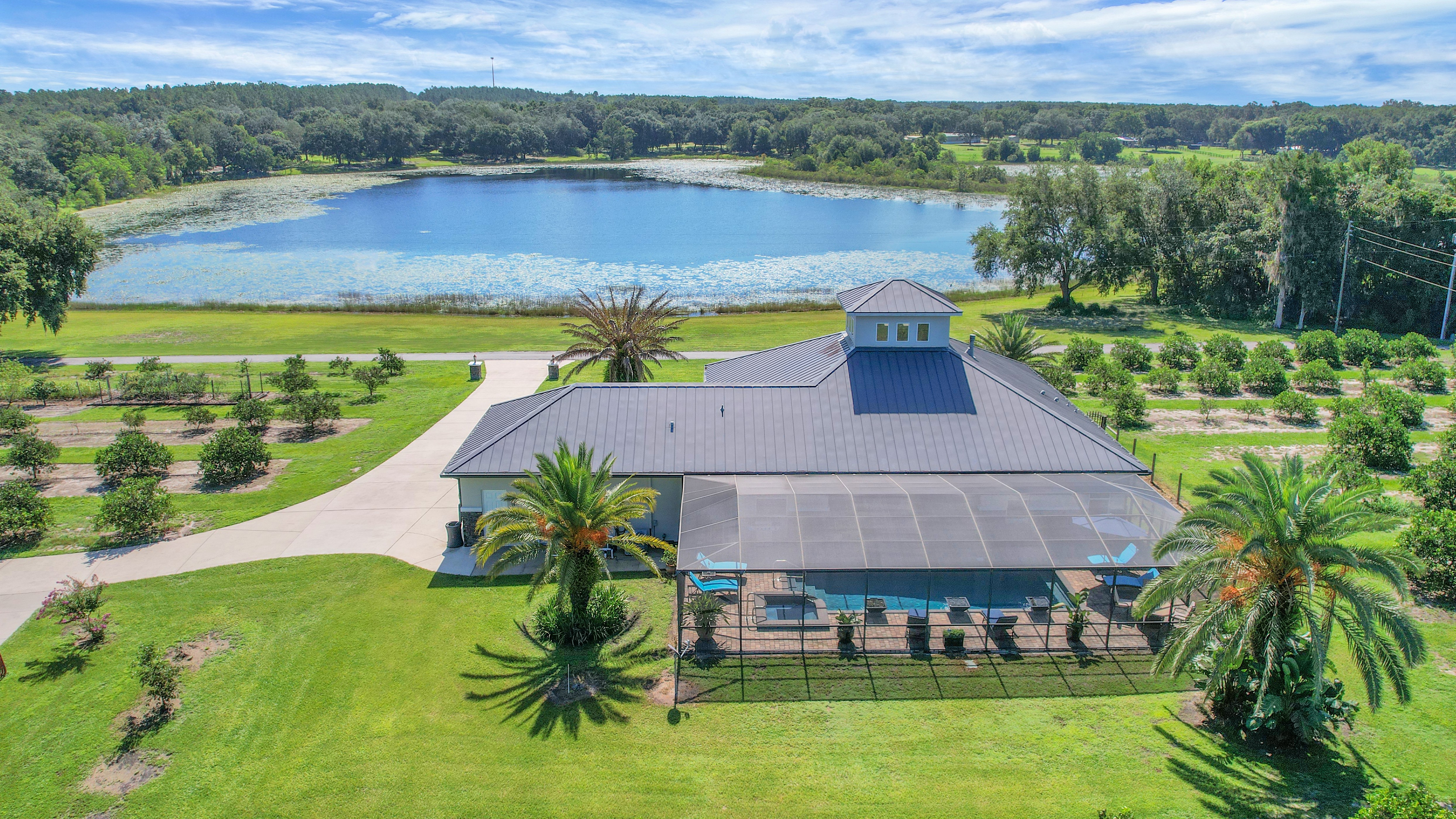 Weirsdale, Florida, 32195, United States, 4 Bedrooms Bedrooms, ,3 BathroomsBathrooms,Residential,For Sale,1900688