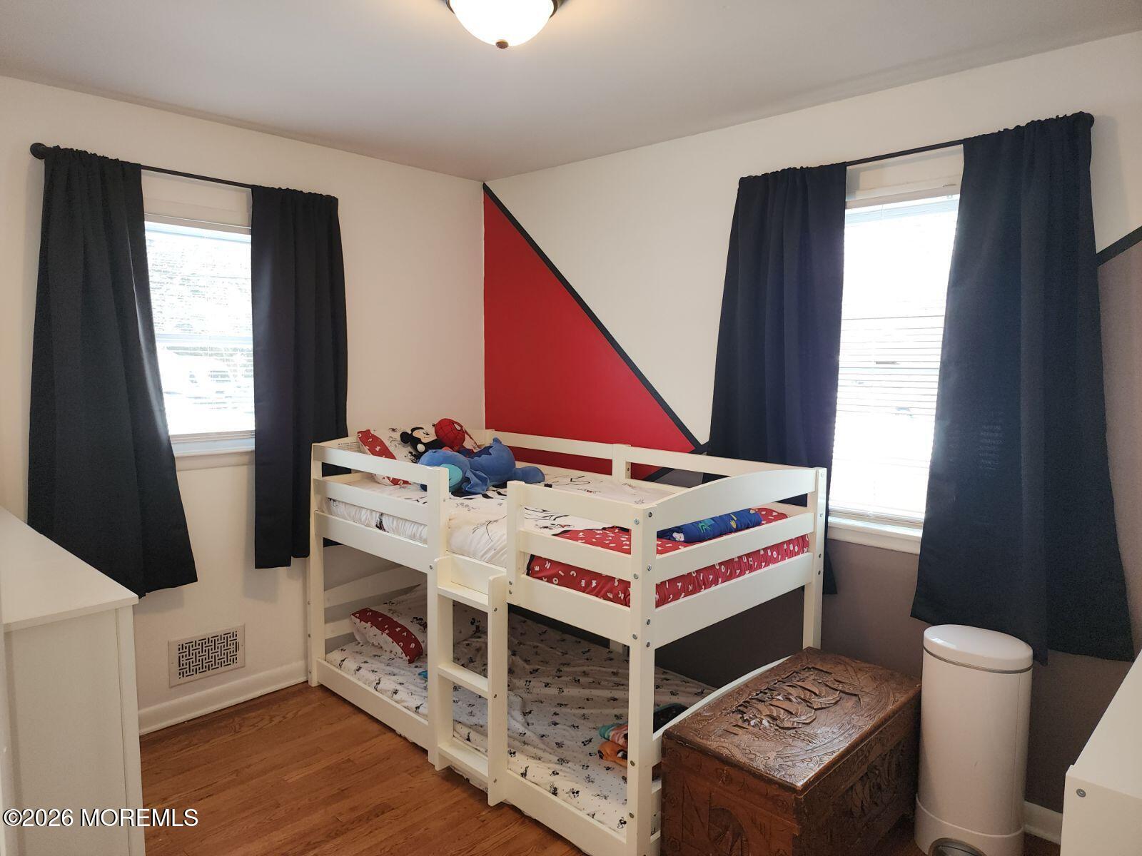 Belford, New Jersey, 07718, United States, 3 Bedrooms Bedrooms, ,2 BathroomsBathrooms,Residential,For Sale,2014823