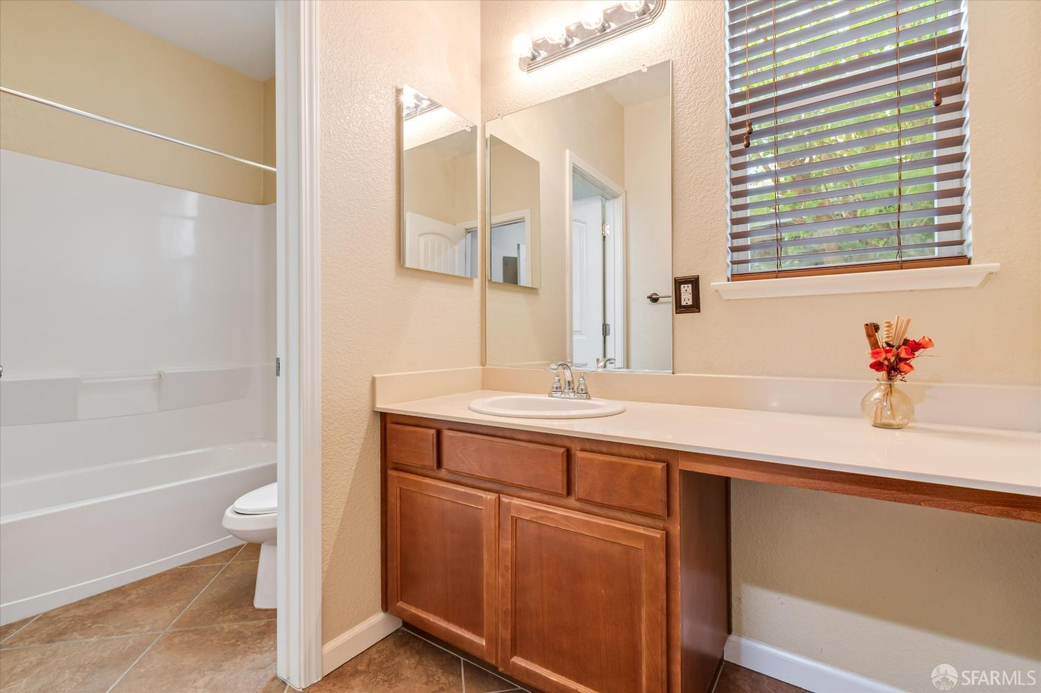 Antioch, California, 94509, United States, 5 Bedrooms Bedrooms, ,3 BathroomsBathrooms,Residential,For Sale,2002834