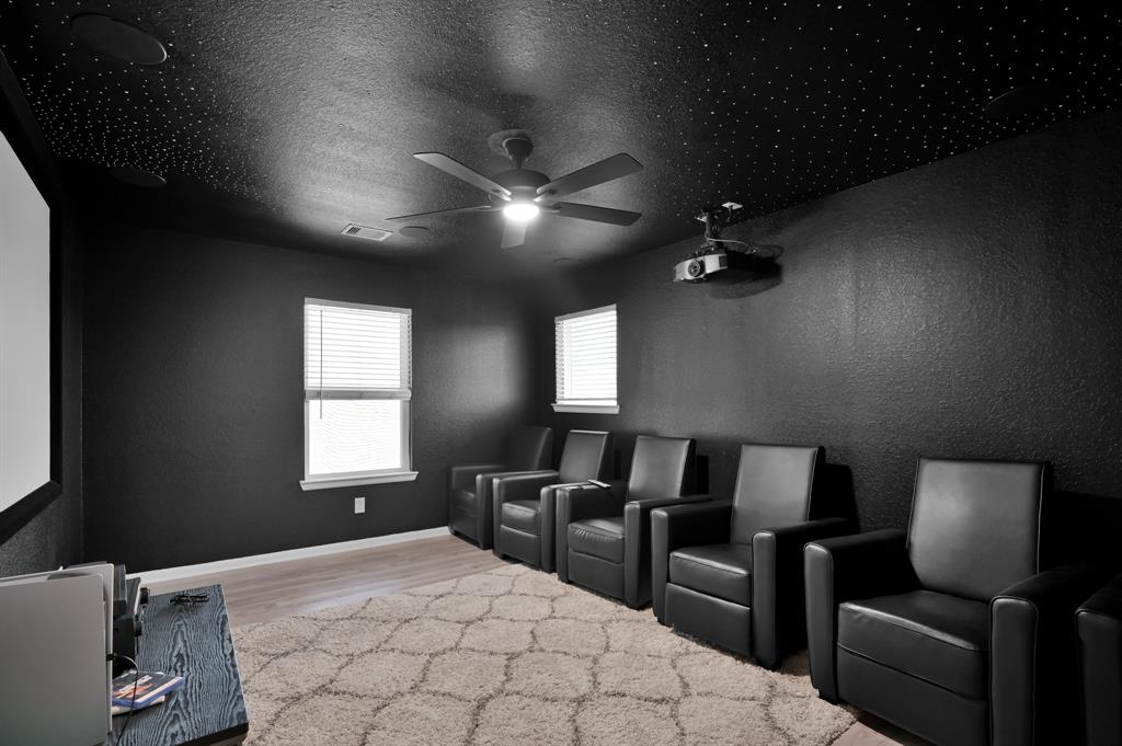 Montgomery, Texas, 77316, United States, 4 Bedrooms Bedrooms, ,4 BathroomsBathrooms,Residential,For Sale,1983339