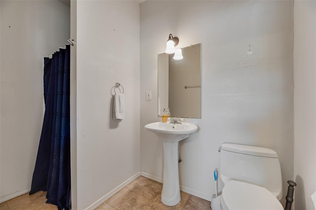 Melissa, Texas, 75454, United States, 4 Bedrooms Bedrooms, ,4 BathroomsBathrooms,Residential,For Sale,1986507