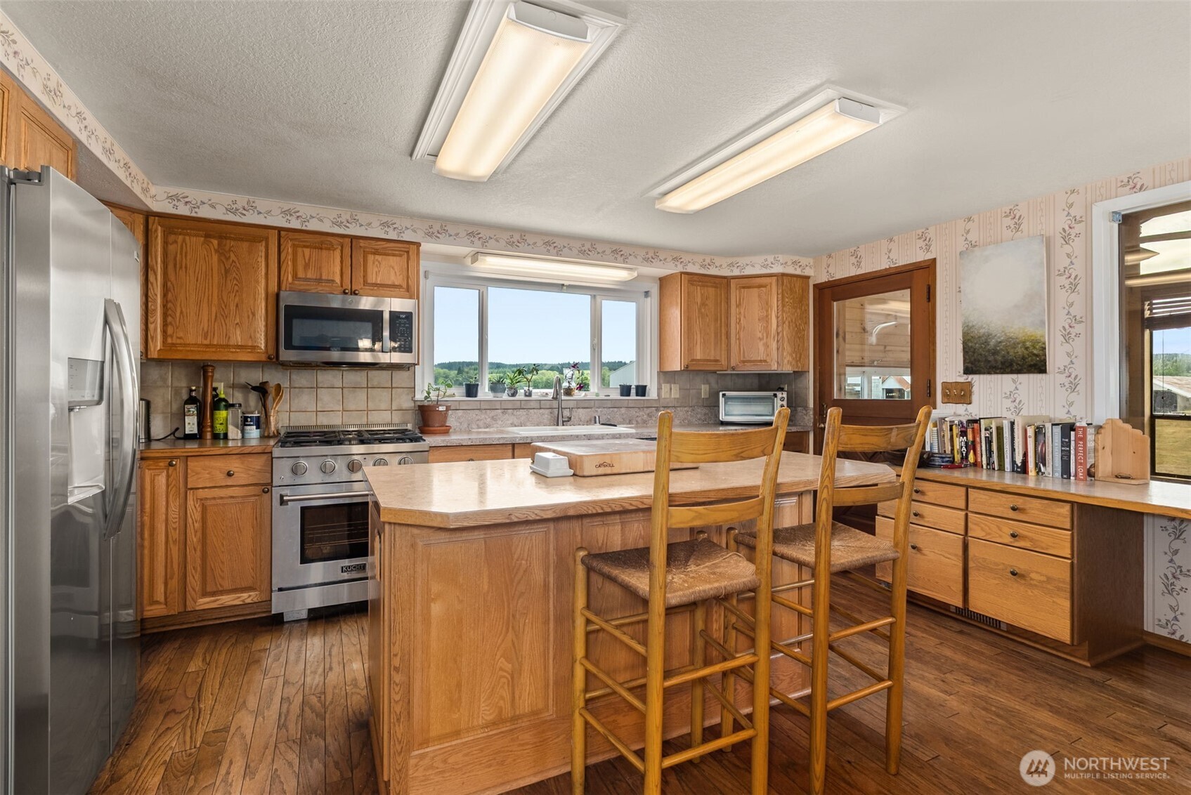 Montesano, Washington, 98563, United States, 4 Bedrooms Bedrooms, ,1 BathroomBathrooms,Residential,For Sale,1920317