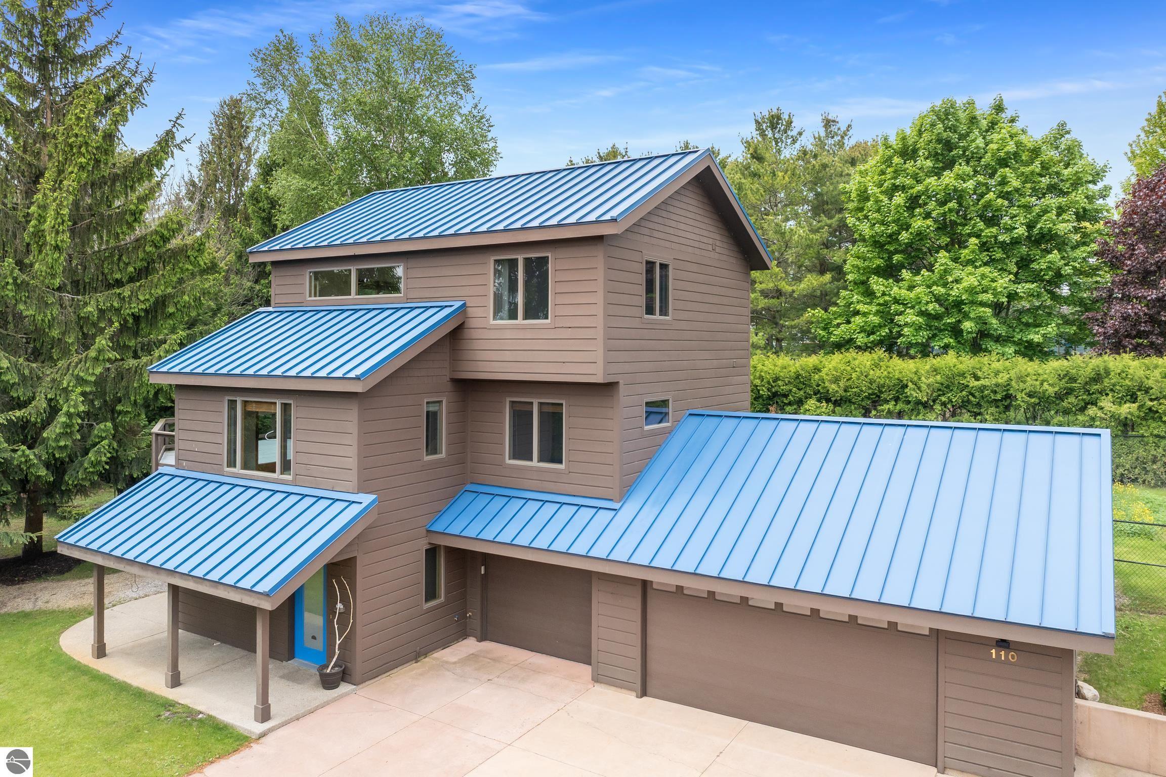 Leland, Michigan, 49654, United States, 3 Bedrooms Bedrooms, ,2 BathroomsBathrooms,Residential,For Sale,1849719