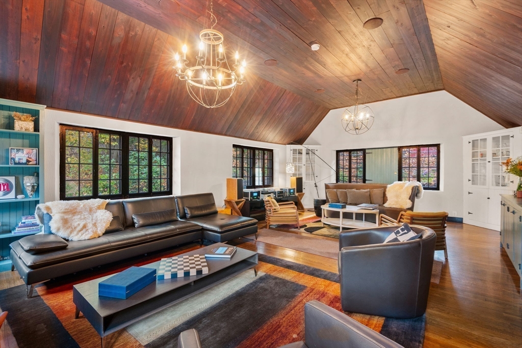 Boston, Massachusetts, 02130, United States, 4 Bedrooms Bedrooms, ,3 BathroomsBathrooms,Residential,For Sale,1987841