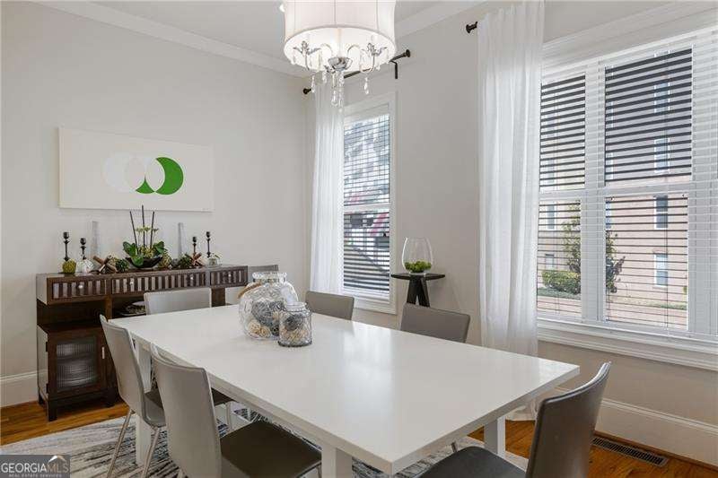 Atlanta, Georgia, 30363, United States, 3 Bedrooms Bedrooms, ,4 BathroomsBathrooms,Residential,For Sale,1913056