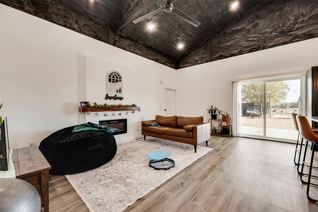 Royse City, Texas, 75189, United States, 4 Bedrooms Bedrooms, ,2 BathroomsBathrooms,Residential,For Sale,1987072