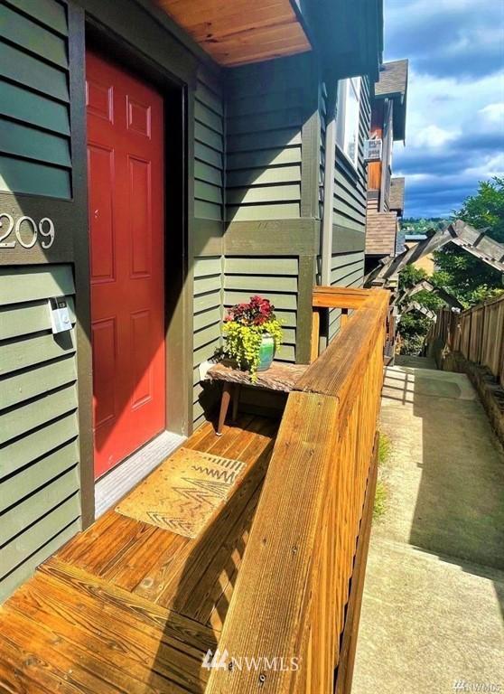 1209 AURORA AVENUE N, SEATTLE, Washington, 98109, United States, 3 Bedrooms Bedrooms, ,4 BathroomsBathrooms,Residential,For Sale,1209 AURORA AVENUE N,1625738