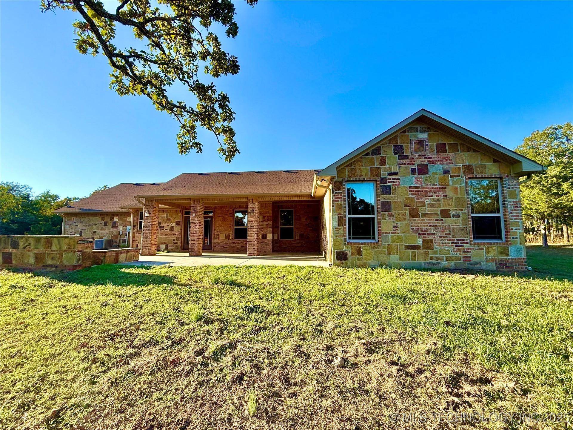 Checotah, Oklahoma, 74426, United States, 4 Bedrooms Bedrooms, ,4 BathroomsBathrooms,Residential,For Sale,1980942