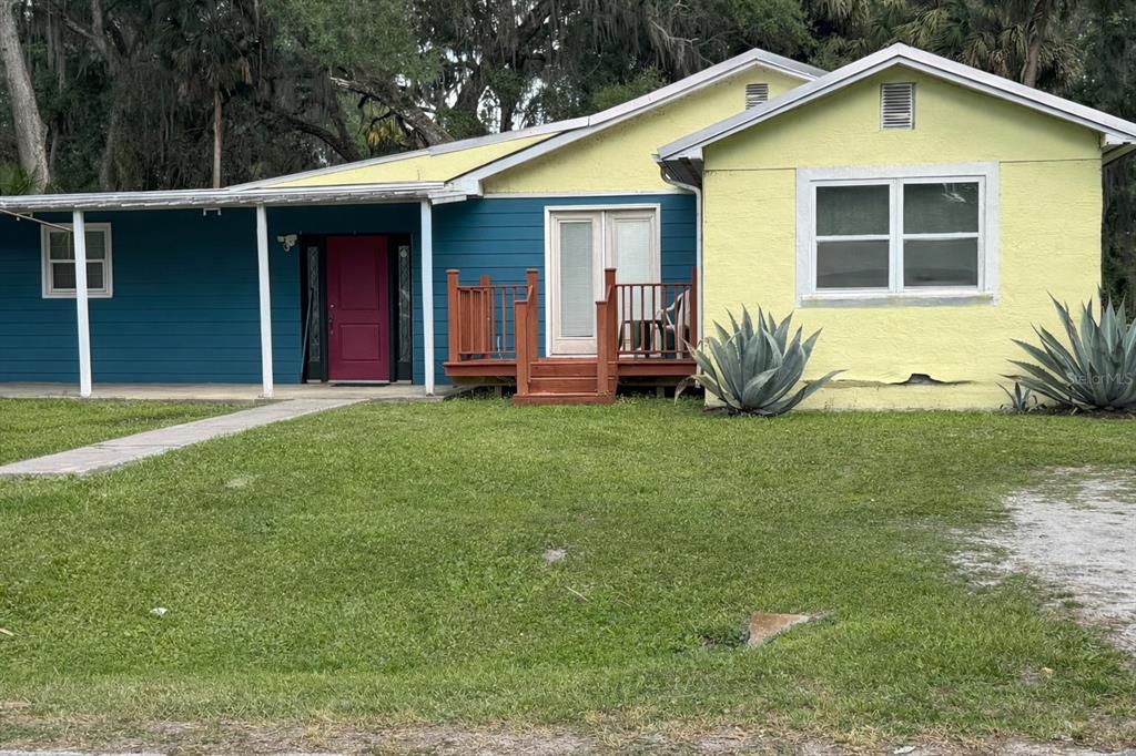Cr 426a , Lake Panasoffkee, FL 33538
