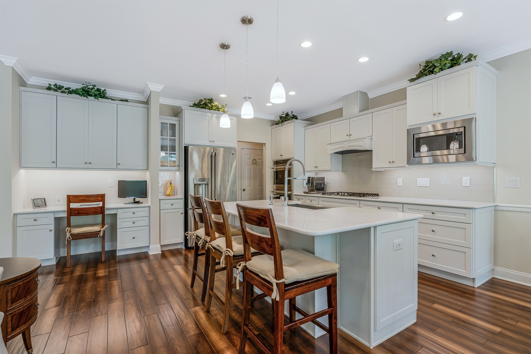  ?Residences at Columbia Park ? Impeccably Crafted End-Unit Townhome - 物件實景