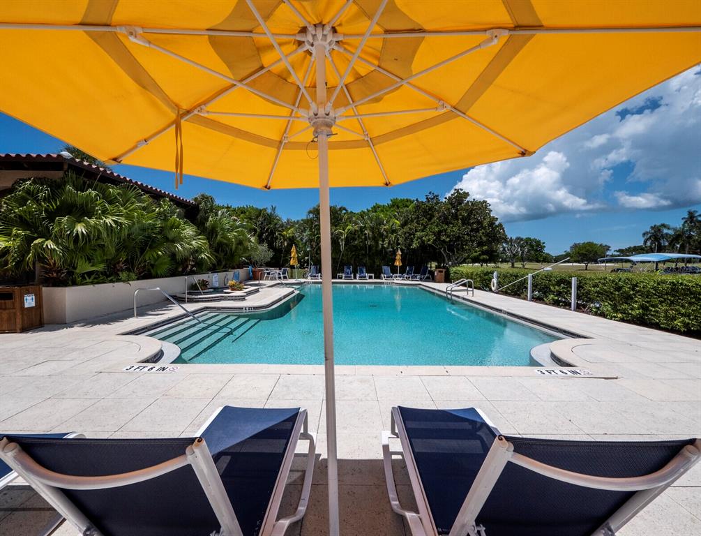 Longboat Key, Florida, 34228, United States, 2 Bedrooms Bedrooms, ,3 BathroomsBathrooms,Residential,For Sale,1942168