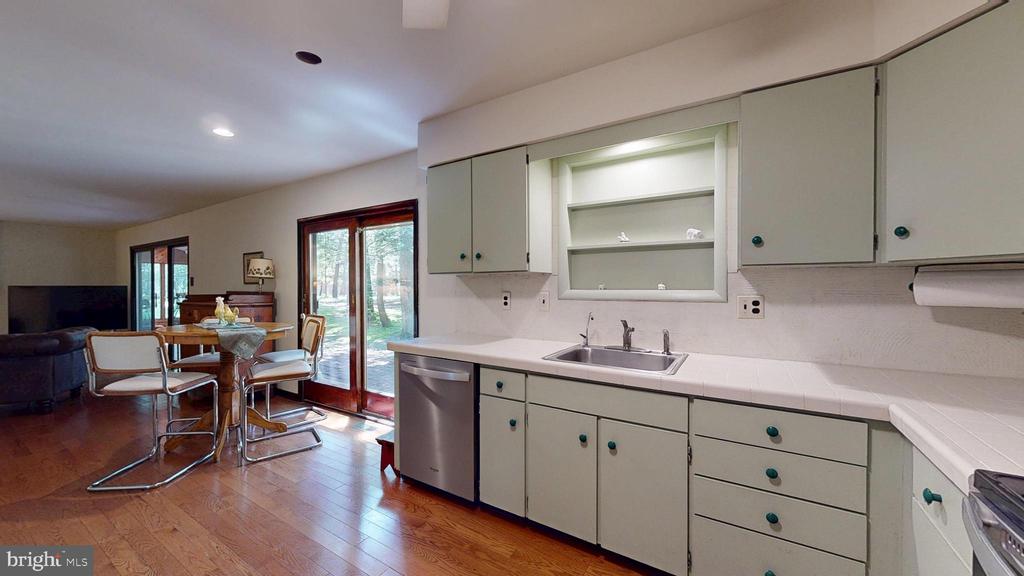 Medford, New Jersey, 08055, United States, 4 Bedrooms Bedrooms, ,4 BathroomsBathrooms,Residential,For Sale,1982582