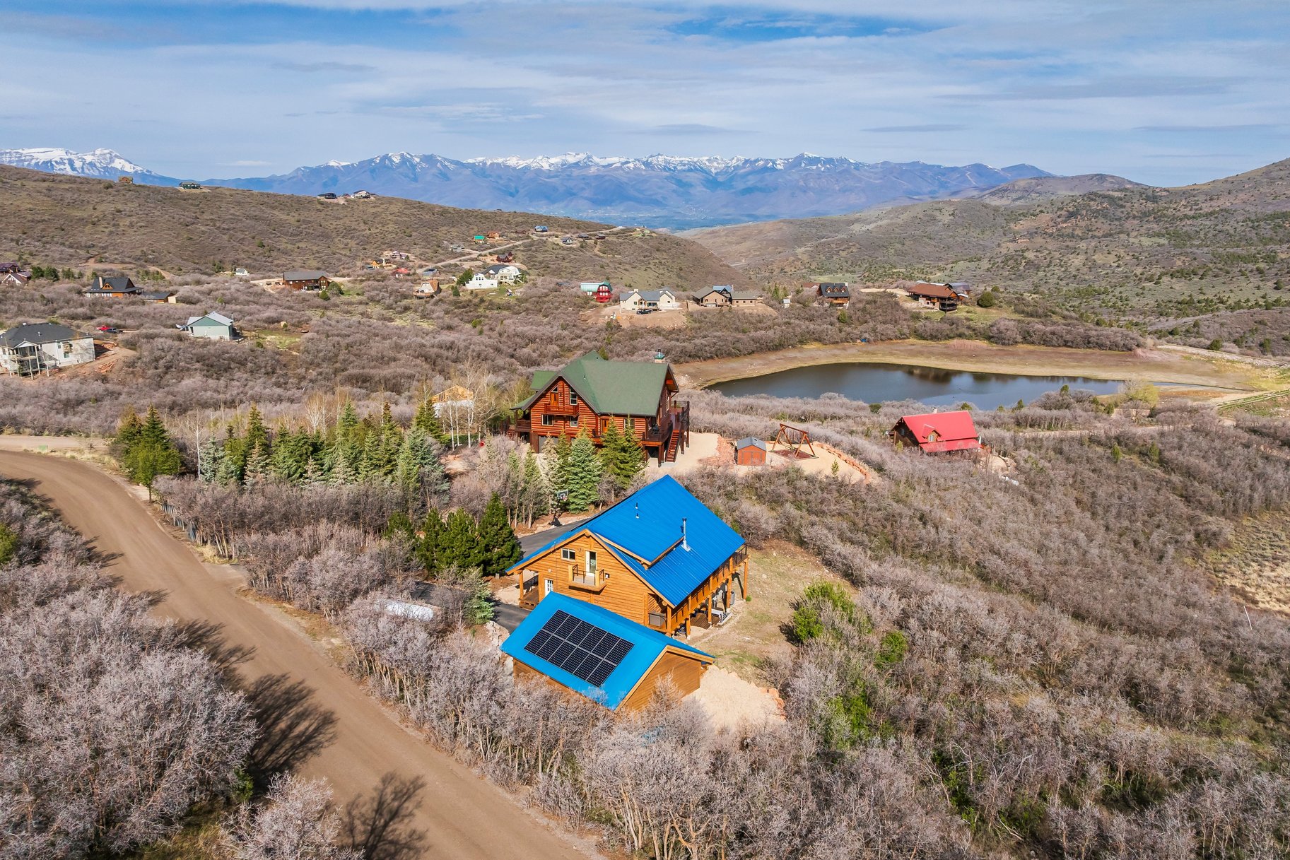  Modernized Timberlakes Cabin Home - 物件實景